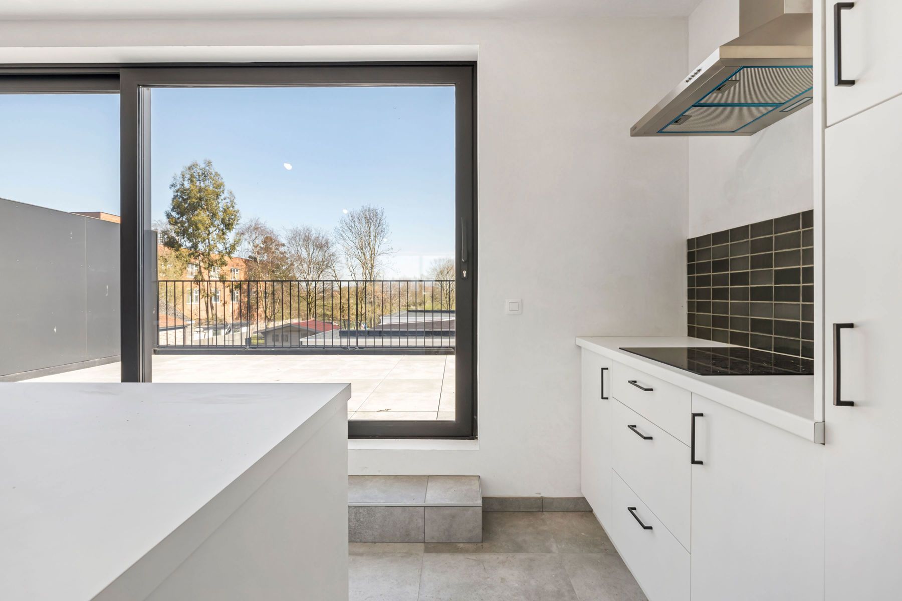Nieuwbouwappartement met zéér ruim terras en groen zicht foto 3