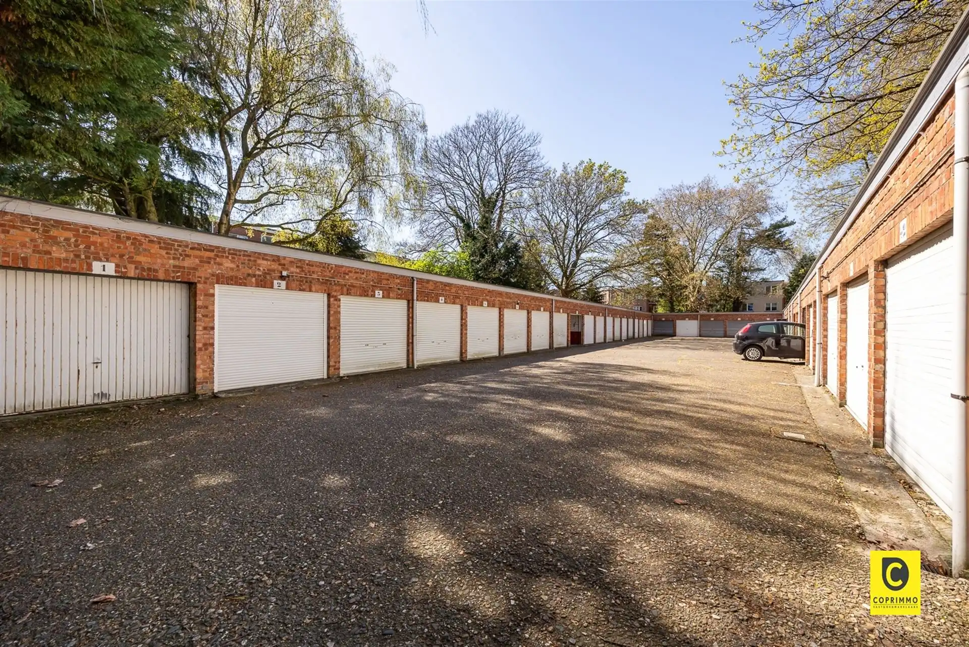 Charmant gelijkvloers appartement met tuin! foto 14