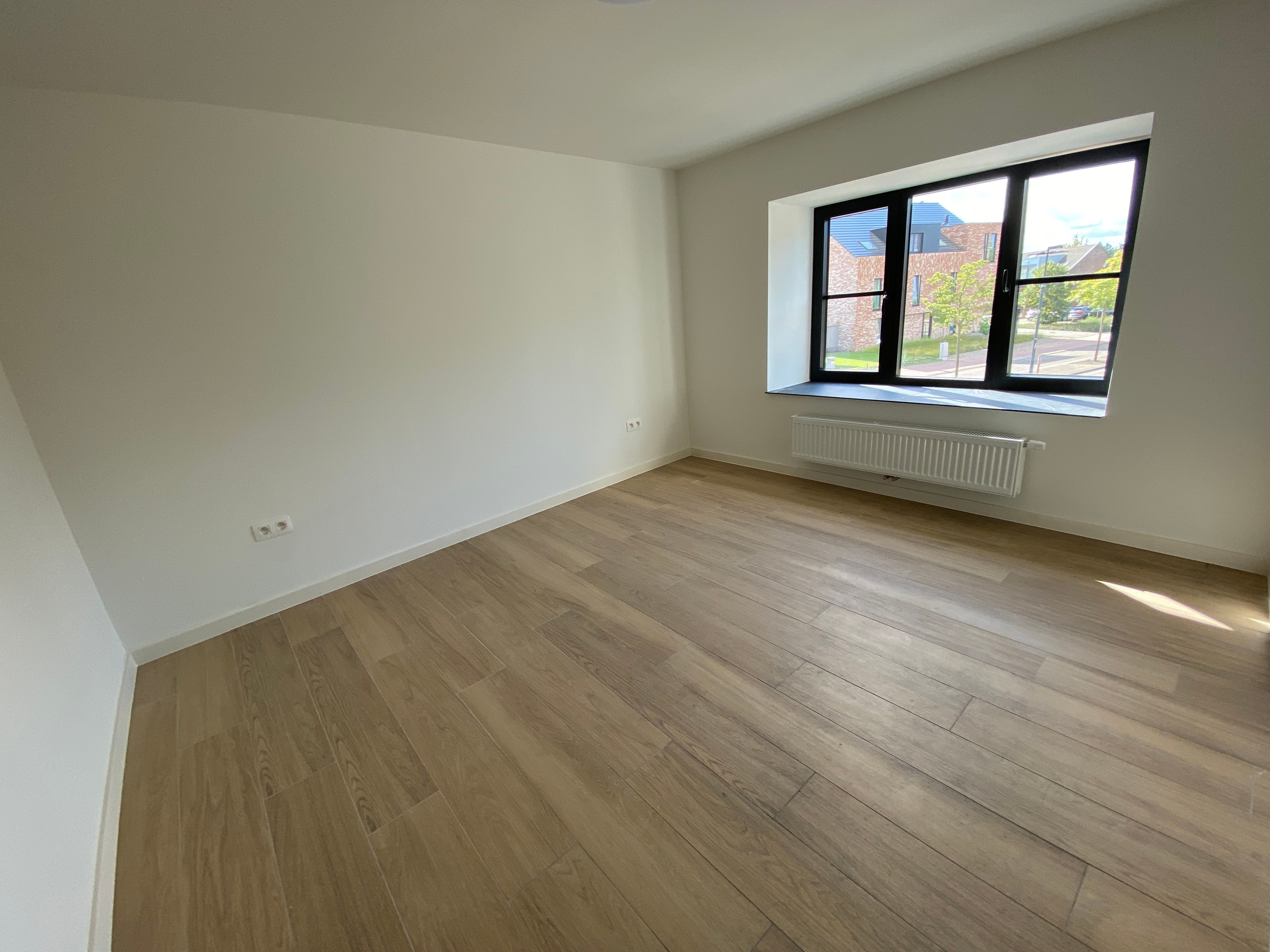 TE HUUR: Volledig gerenoveerde woning met 3 slaapkamers (Breekiezel 9 bus 10, Gruitrode) foto 8