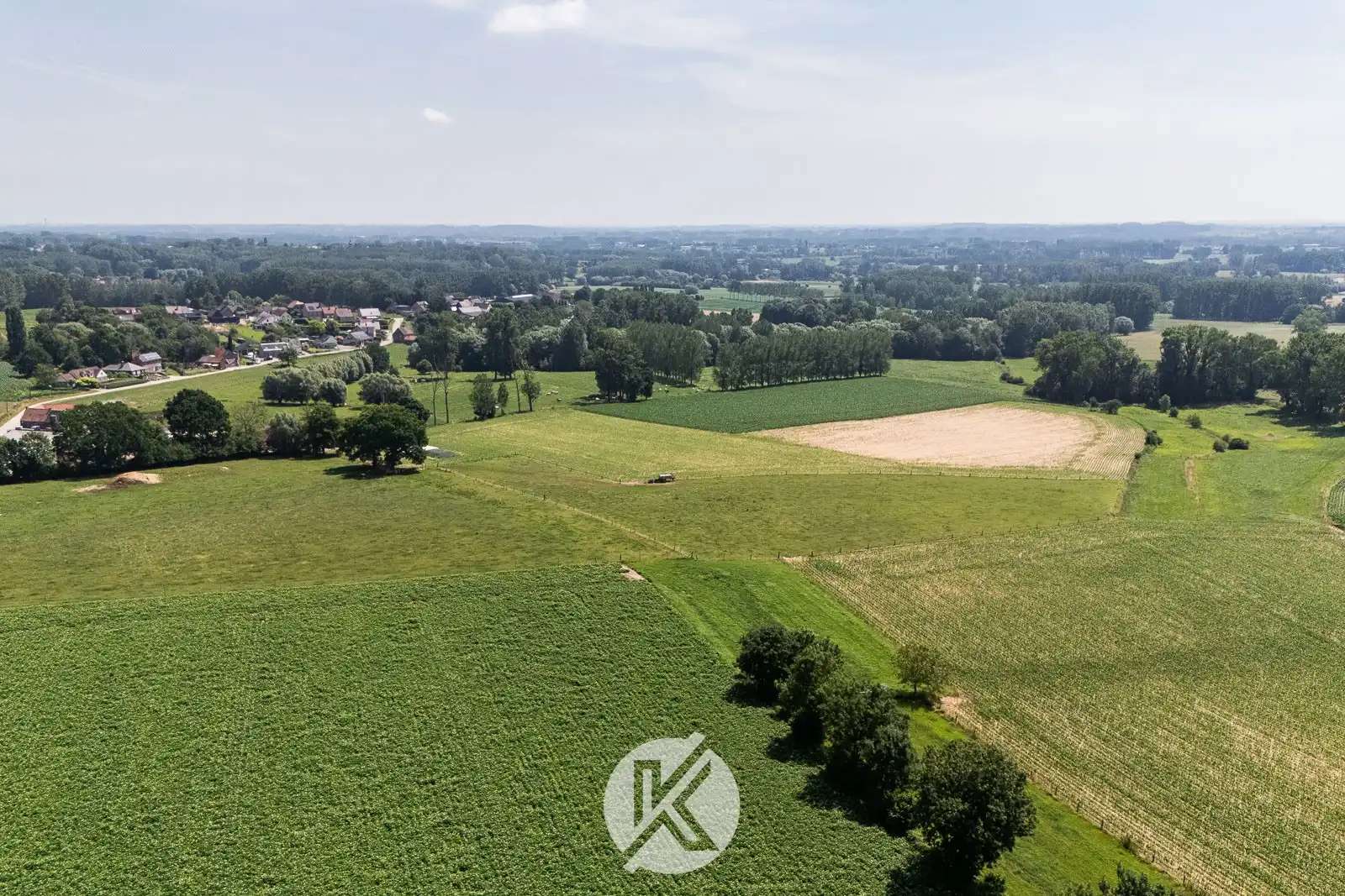 Charmante woning in een groene omgeving foto 2