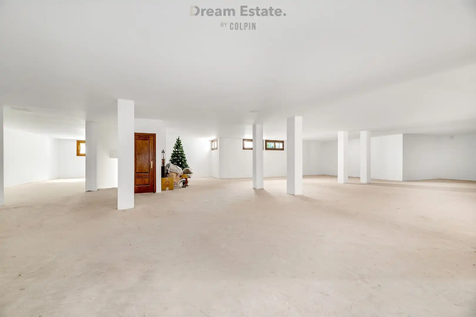 Een werkelijk prachtige Andalusische villa tegenover de golf te Benahavis regio. foto 25