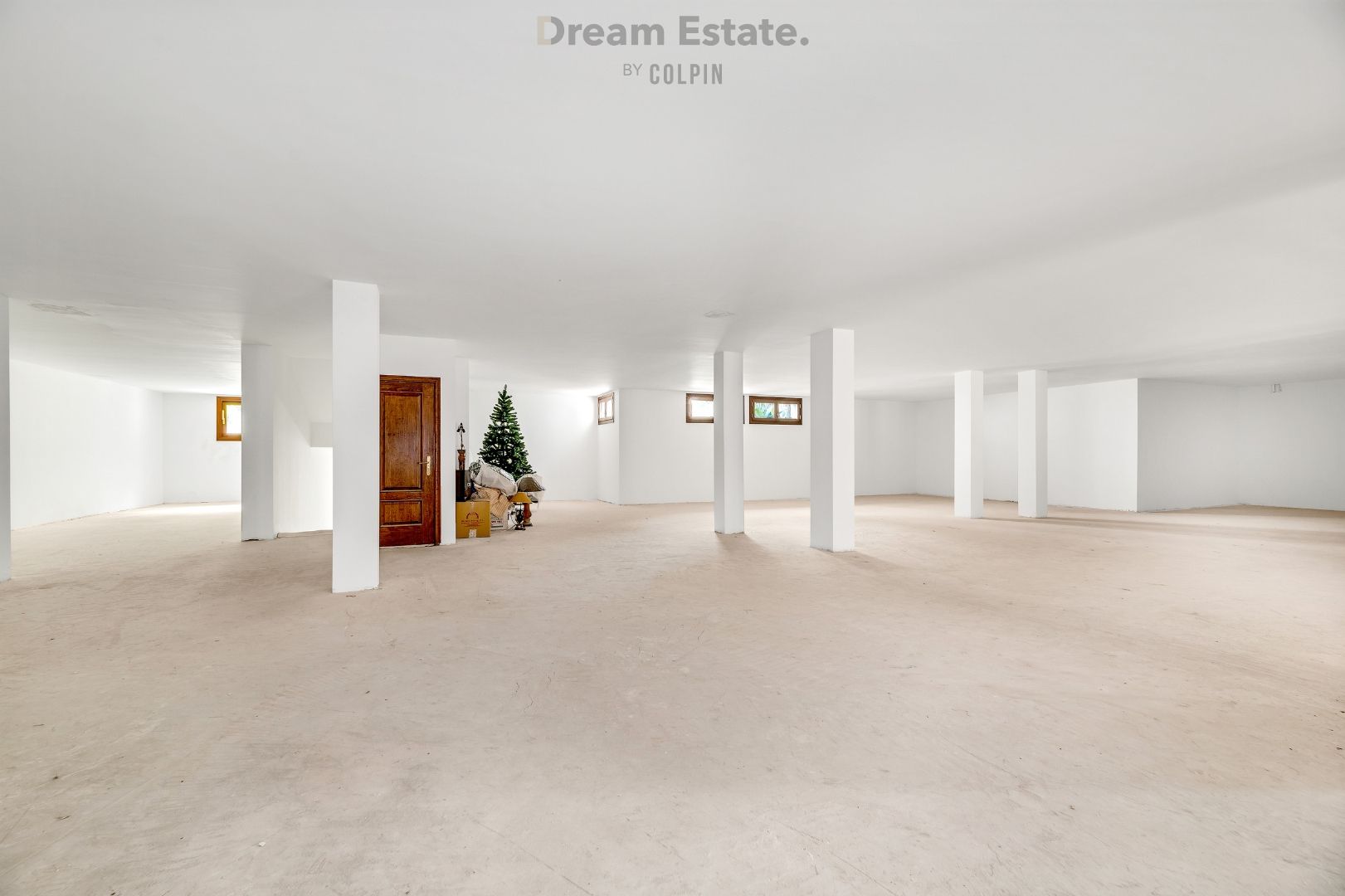 Een werkelijk prachtige Andalusische villa tegenover de golf te Benahavis regio. foto 25