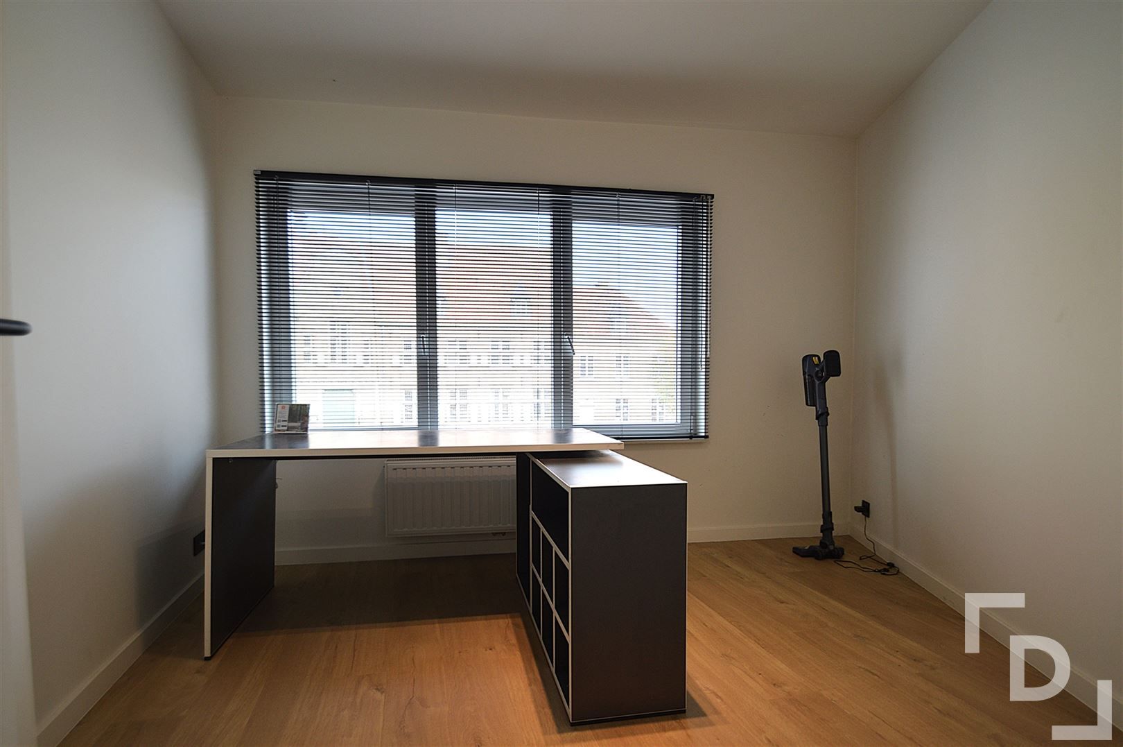 Gerenoveerde woning met 3 slaapkamers en fietsenberging.  foto 14