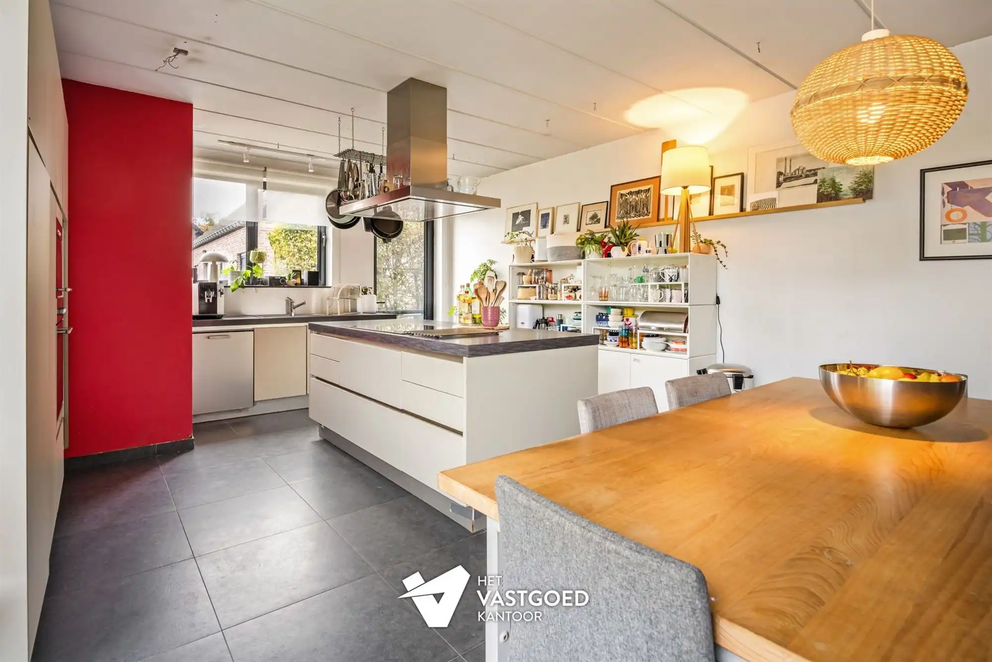 RUIME WONING MET COMMERCIELE OF MULTIFUNCTIONELE RUIMTE OP RUIM PERCEEL IN EEN GROENE OMGEVING foto 10