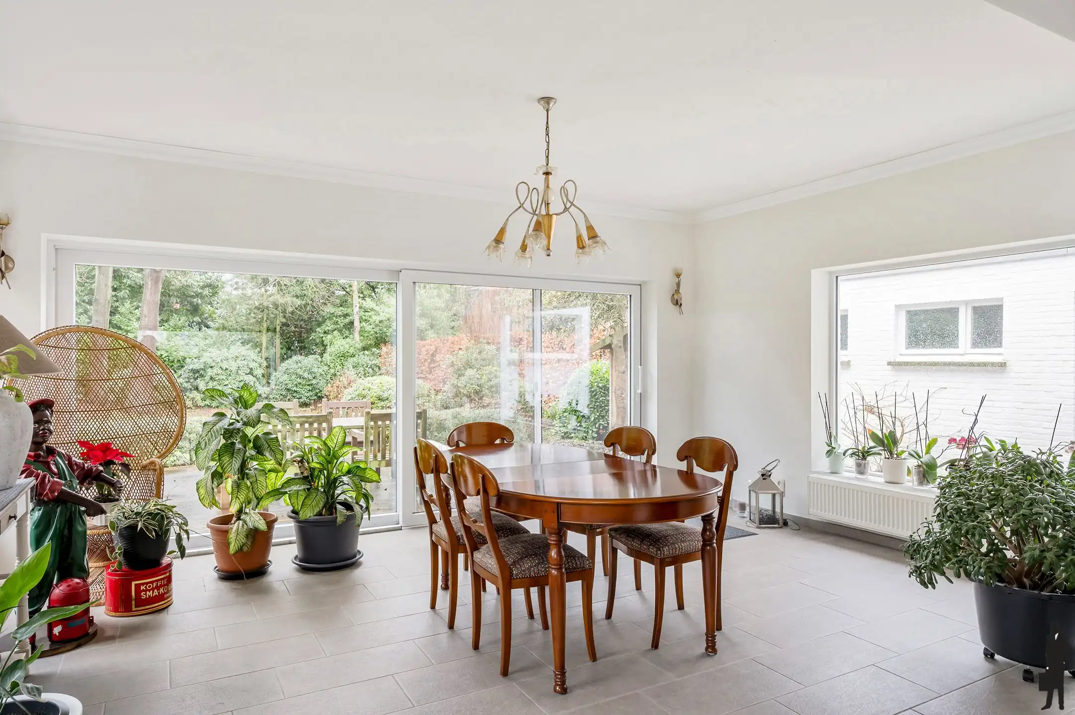 Instapklare vrijstaande woning (op ca. 865m² grond) op absolute toplocatie te Schoten!  foto 5