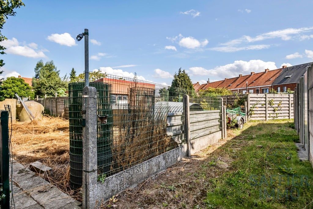 Ruime woning met tuin en uitweg in het hart van Ingelmunster foto 10
