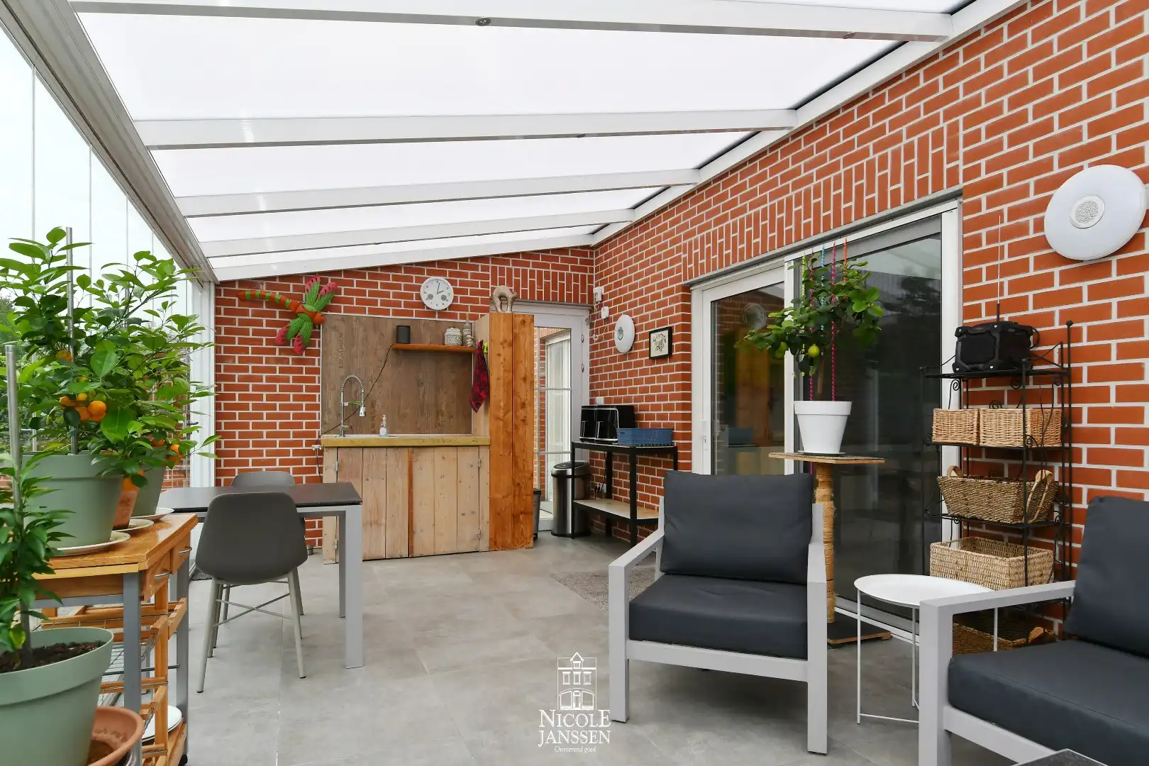 Zeer ruime gezinswoning foto 11