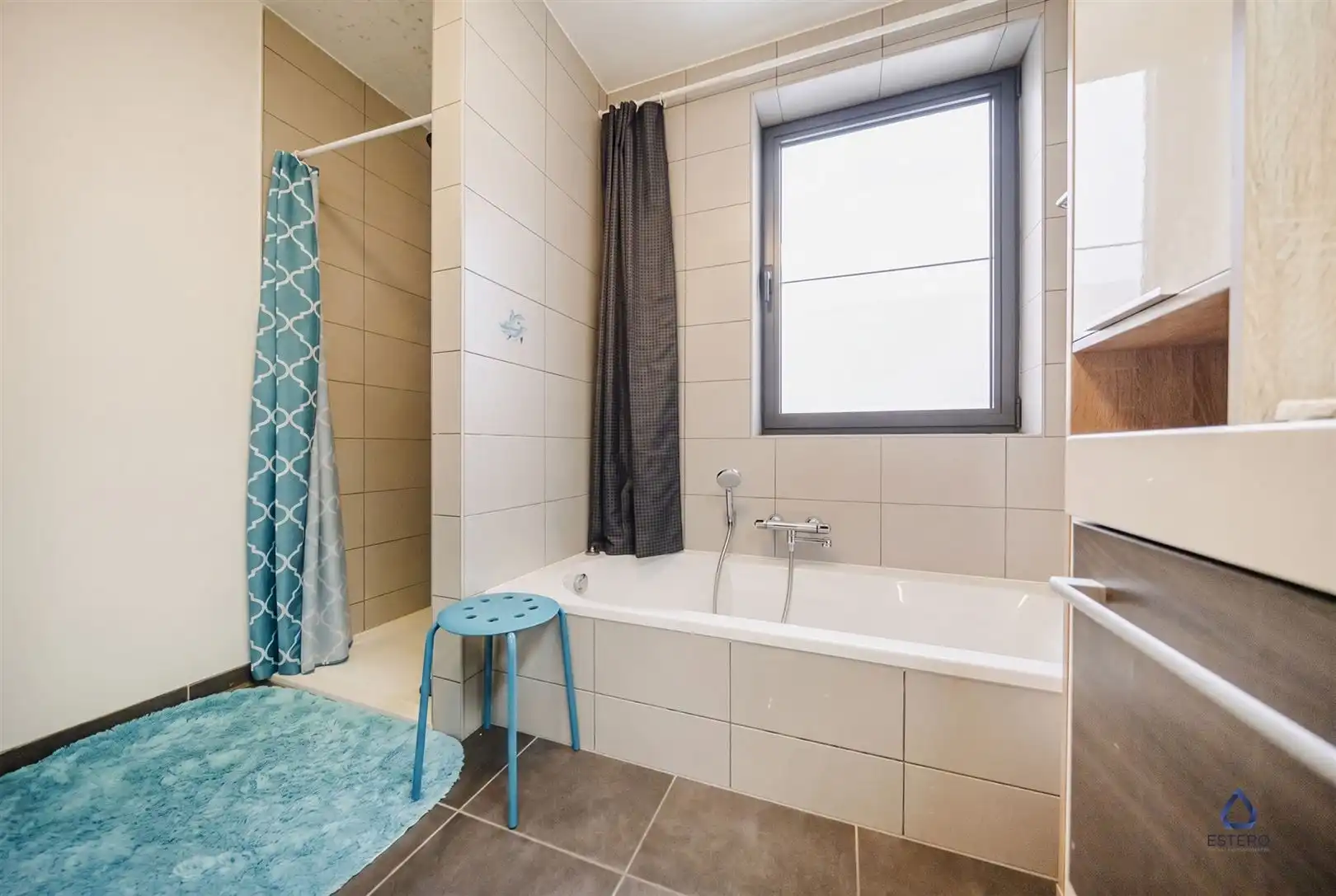 Instapklaar 3-slaapkamer appartement met dakterras foto 11