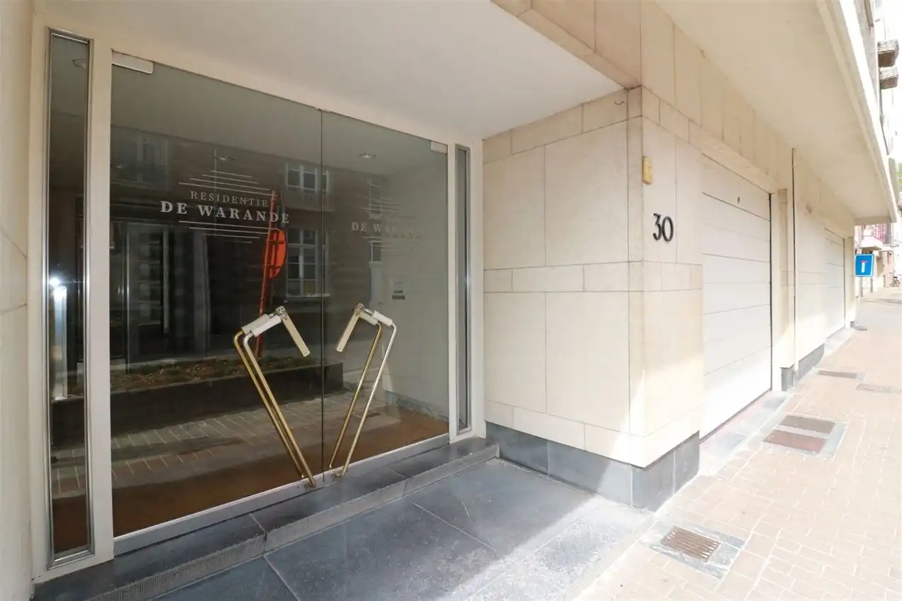 EPC B, zonnig, ruim, lichtrijk, klasse, autostaanplaats, liftl  foto 22