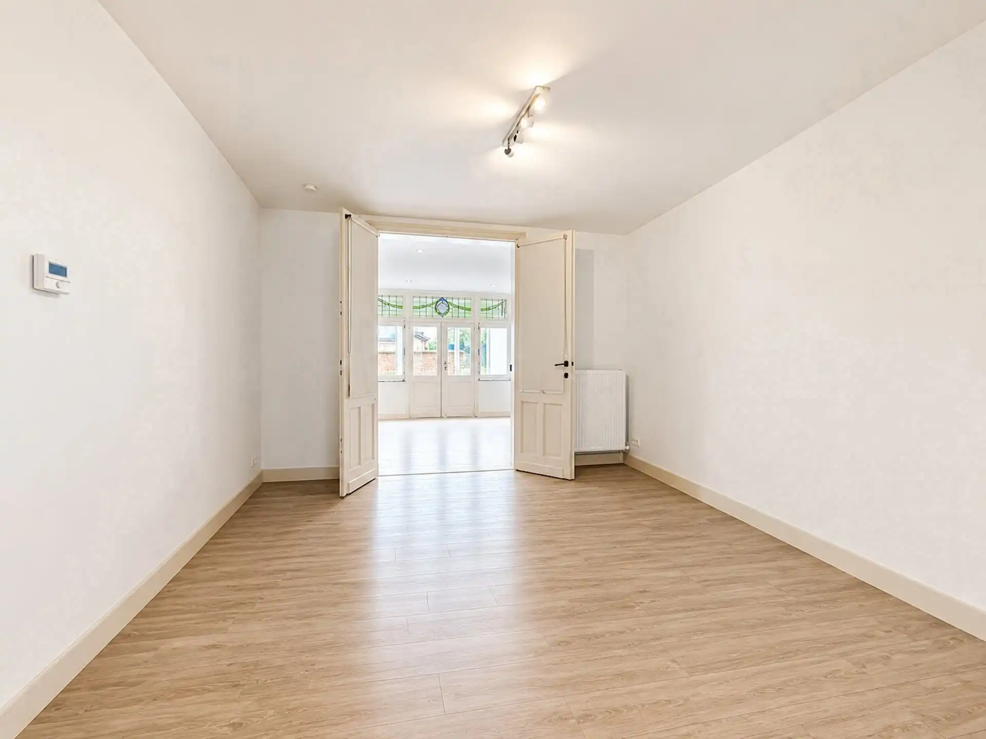 Luxe gelijkvloersappartement met stadstuin en garage box foto 5