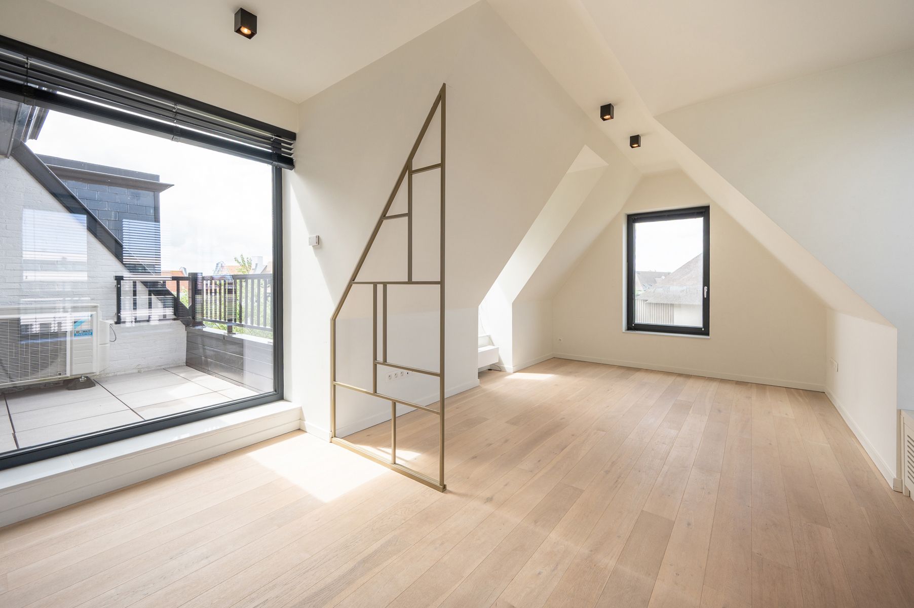 Recent, ongemeubeld 2 SK-appartement in Duinenwater  foto {{pictureIndex}}