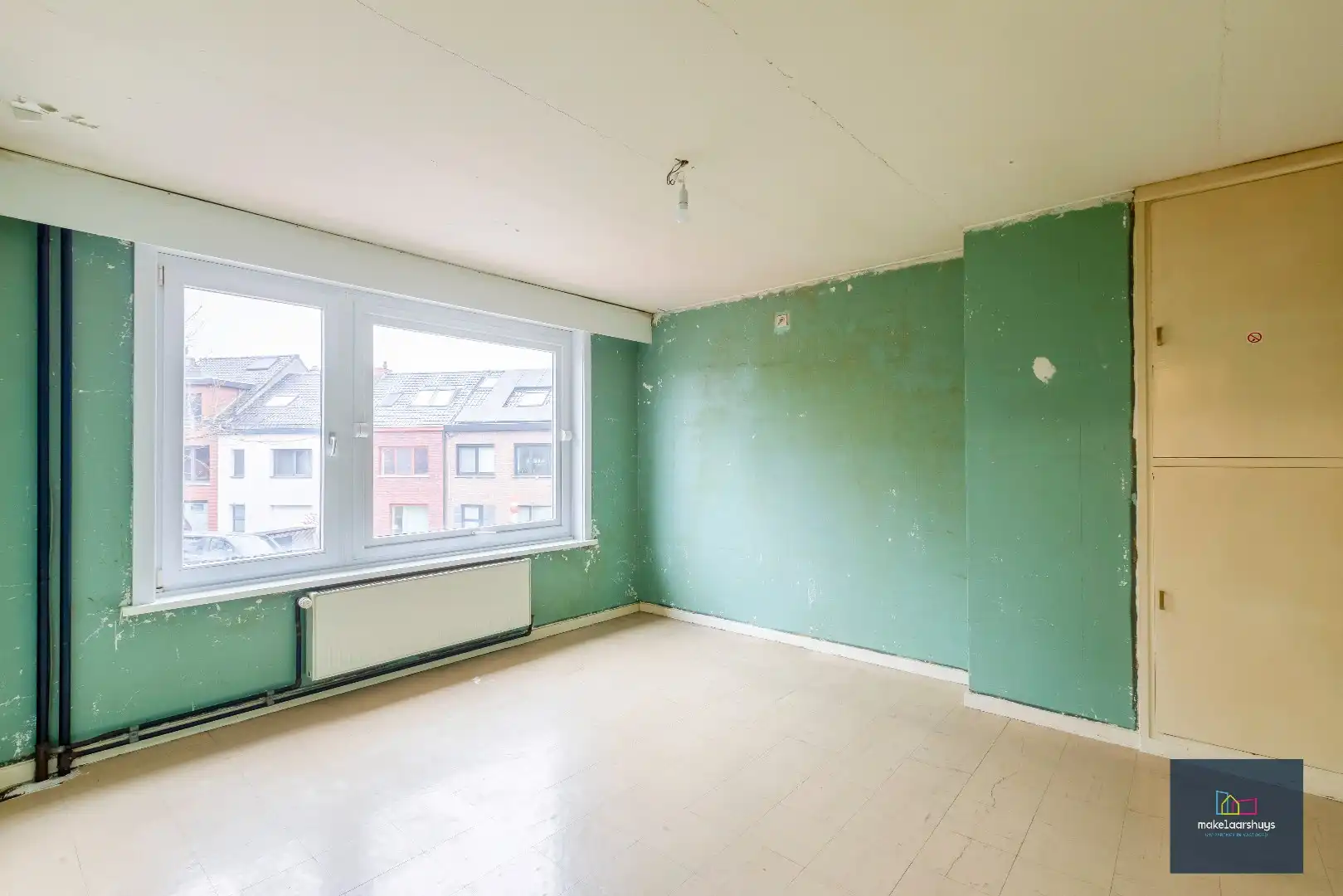 Te renoveren HOB met garage in Mariakerke foto 10