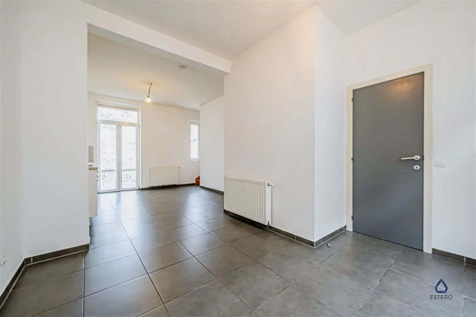 Gerenoveerde rijwoning met 4 slaapkamers in hartje Eeklo foto 5