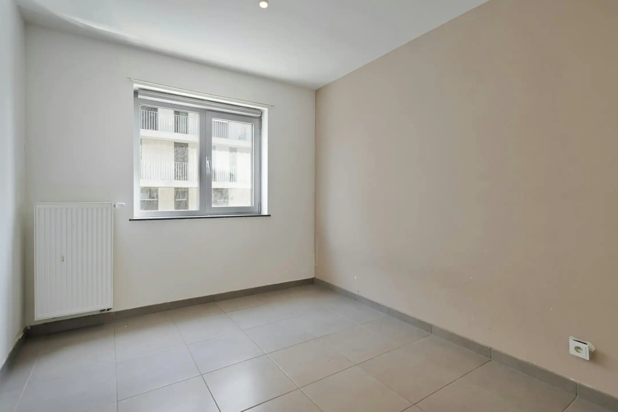 Instapklaar appartement met EPC A aan het station in Brugge foto 8