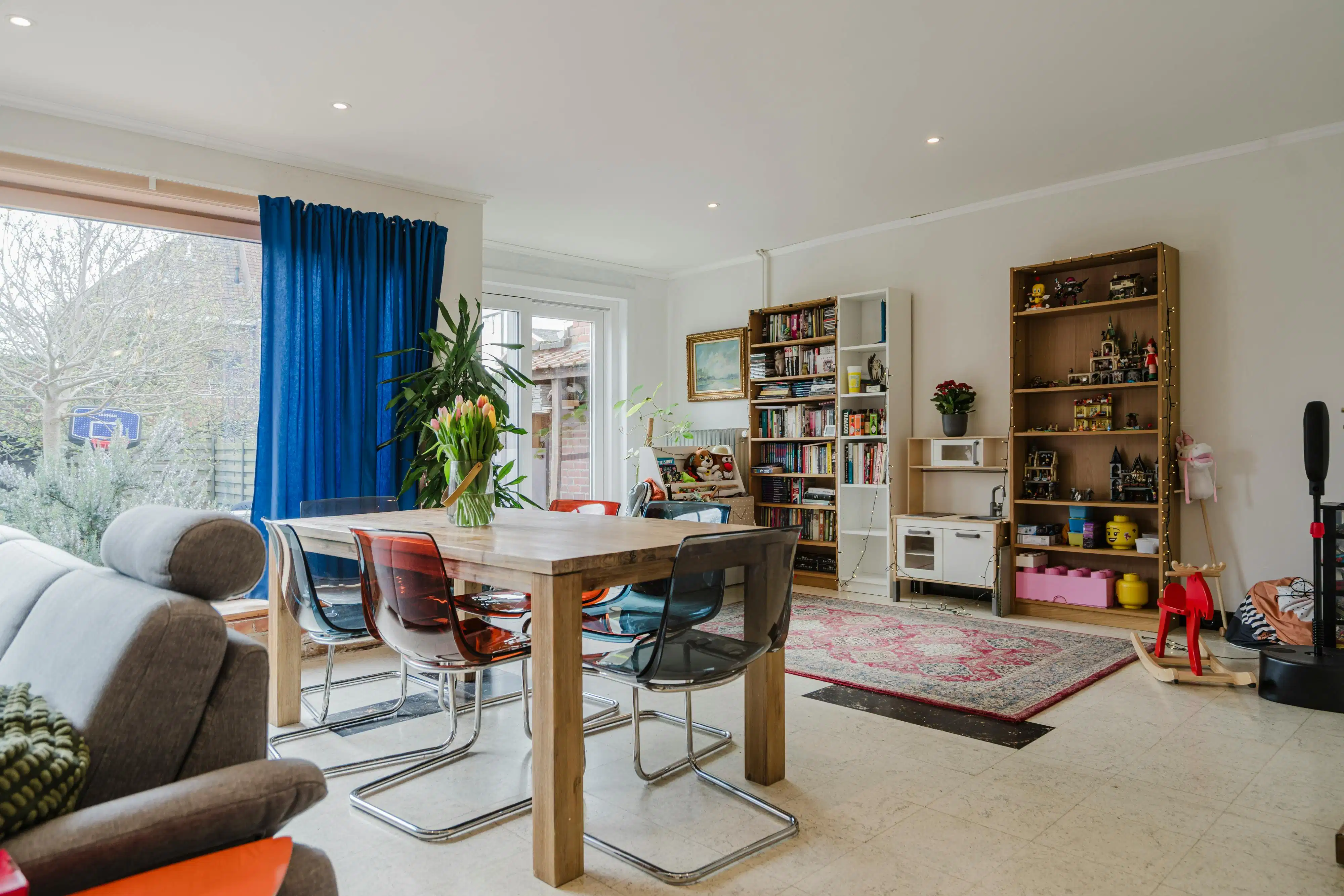 Energiezuinige en ruime woning te koop in Harelbeke! foto 4