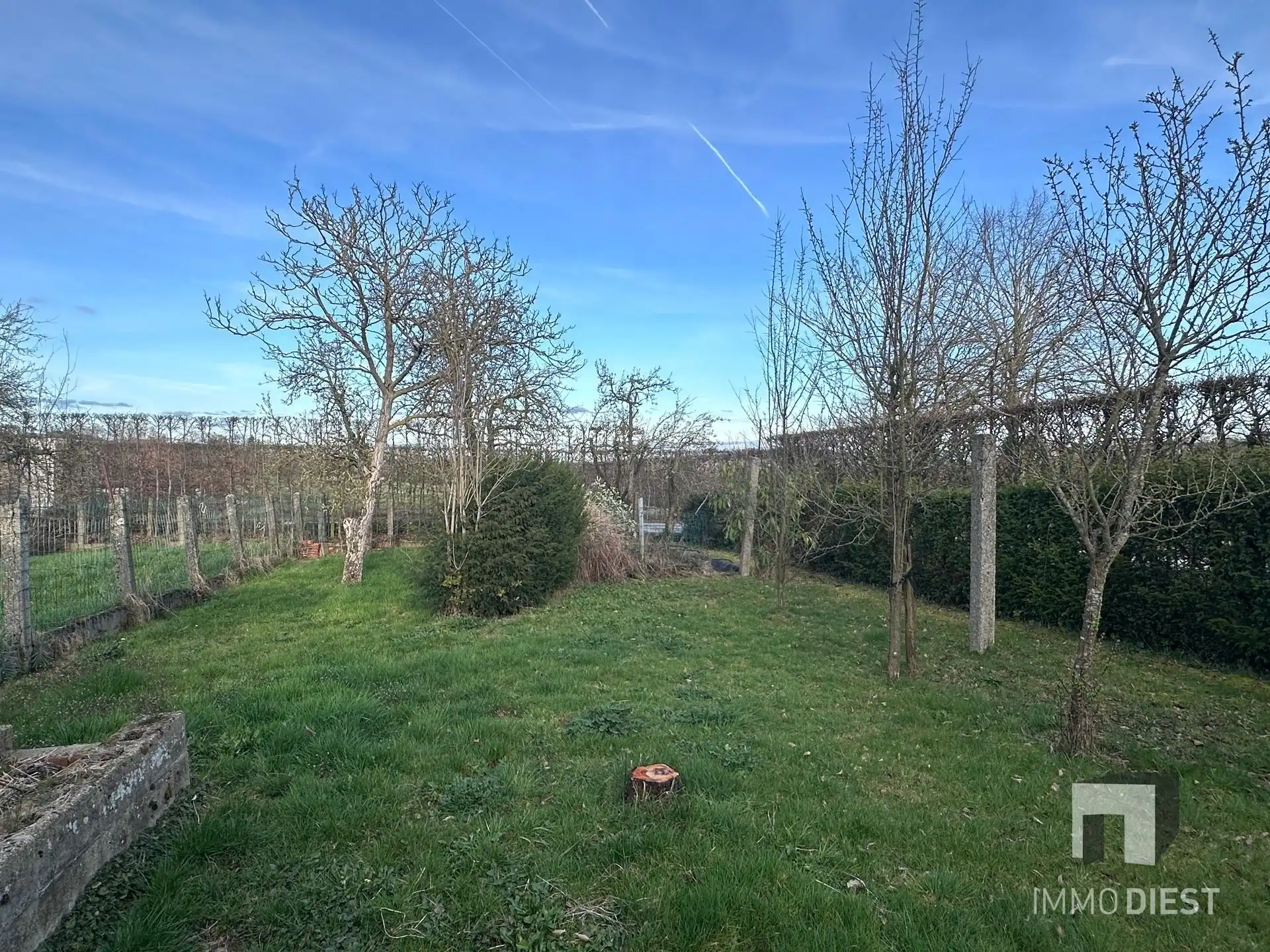 Stevige woning met 3 slpks en tuin + bouwgrond foto 34