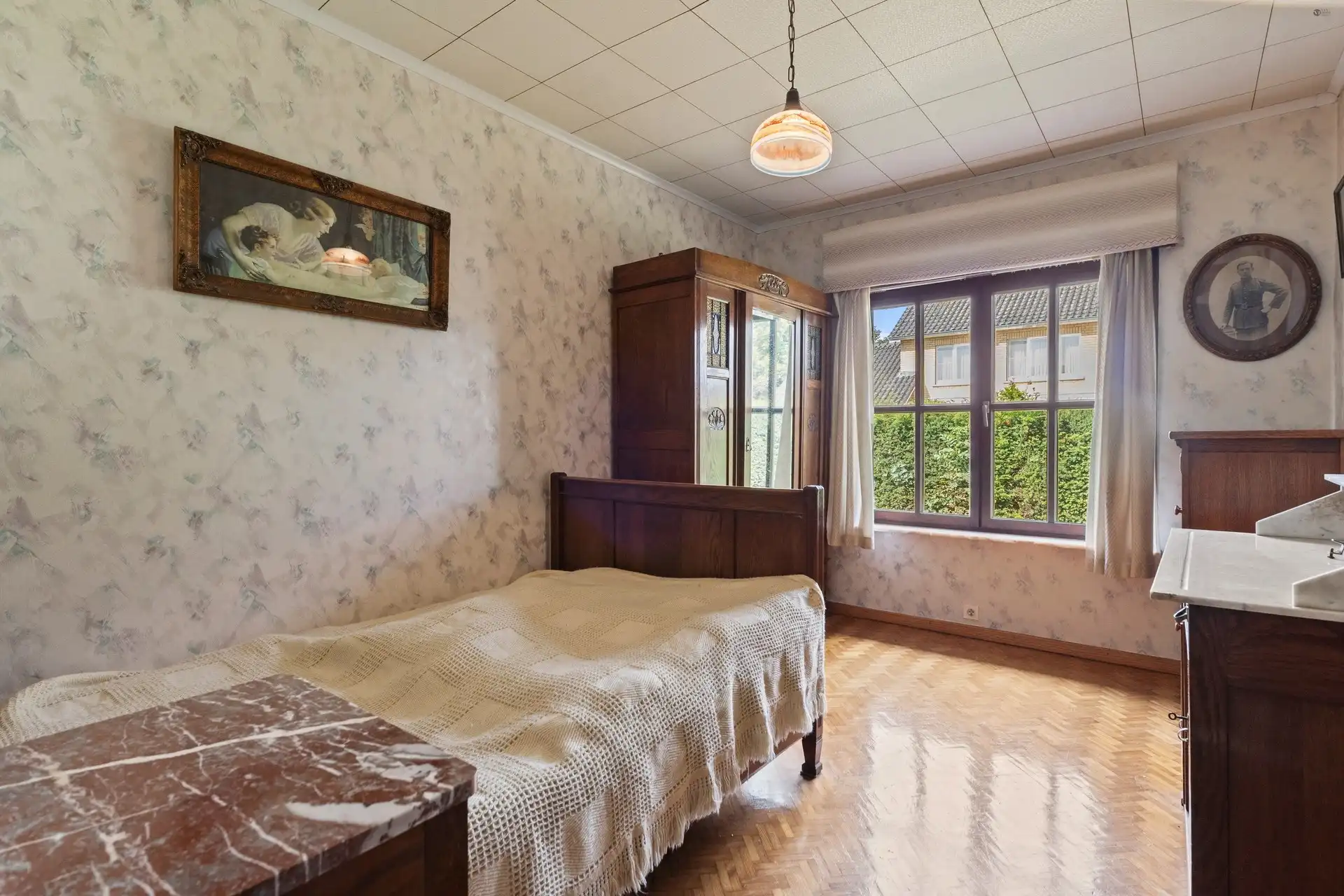 Bungalow op een rustige locatie met enorm veel potentieel foto 12