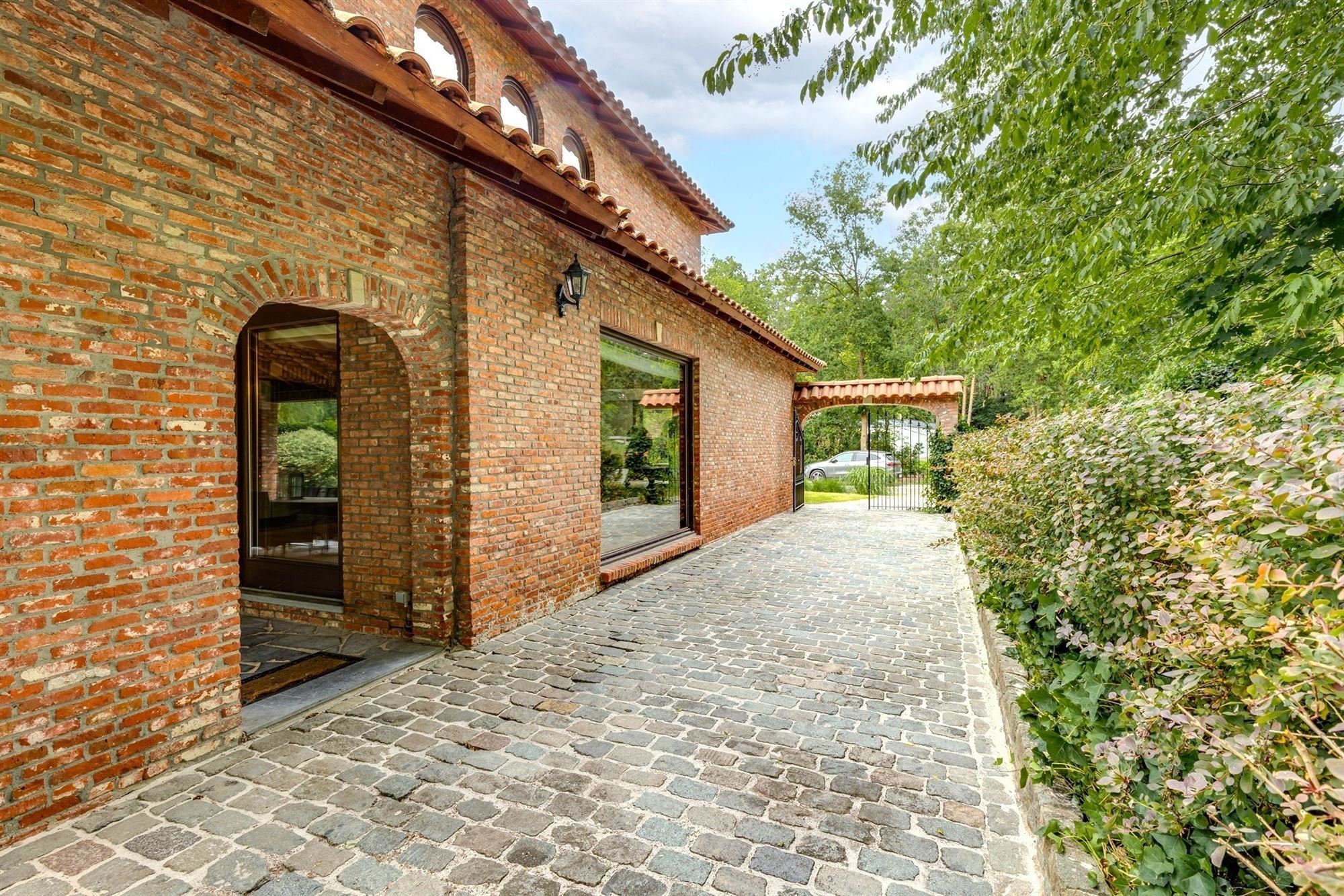 Charmante villa met 3 slaapkamers in Spaanse stijl te koop in Zoersel foto 26