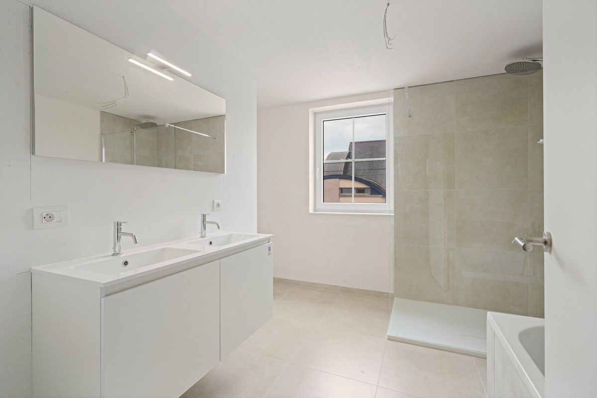 Laatste halfopen nieuwbouwwoning in Sint-Lievens-Houtem foto 10