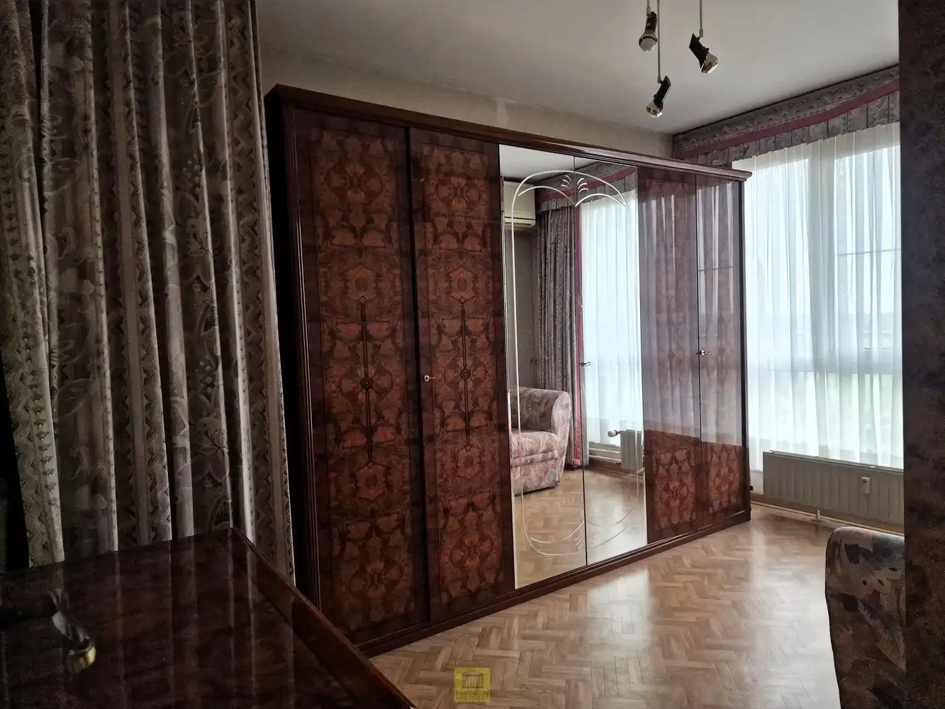 Ruim lichtrijk appartement op 12de verdieping - 4 slaapkamers! foto 16