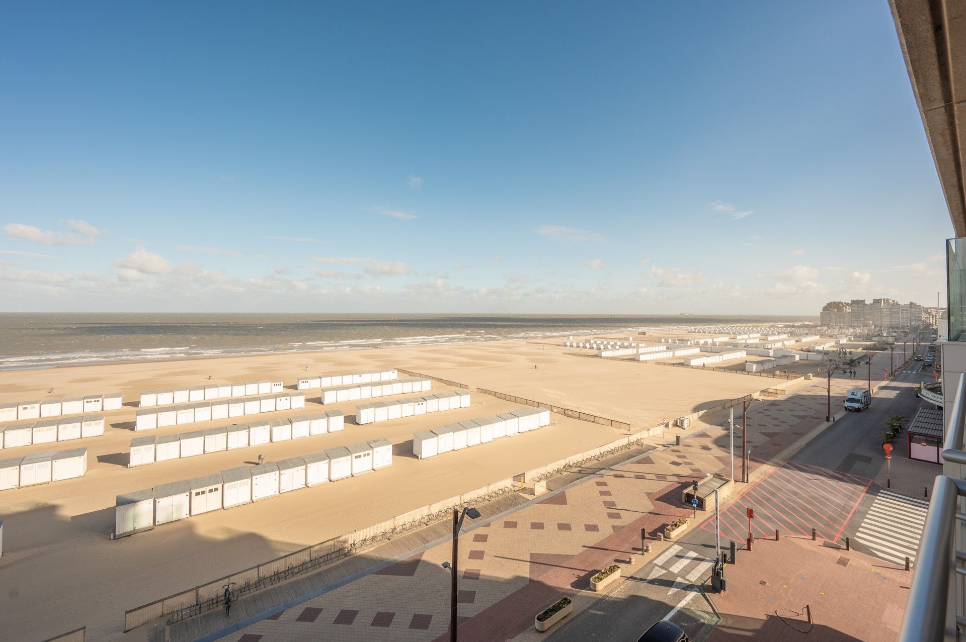 Ongemeubeld: Zeezicht - 2 slpk - parking op gelijkvloers! foto 17