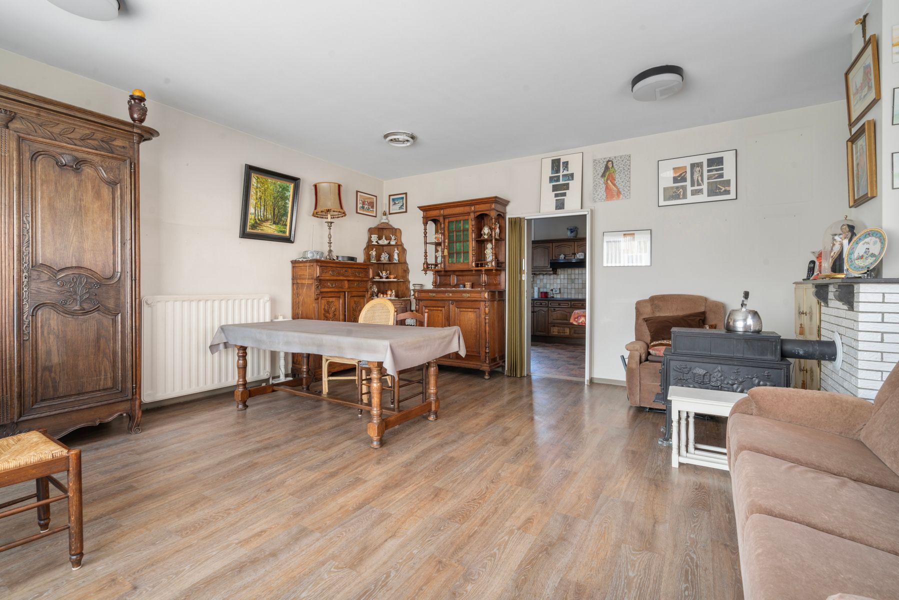TE KOOP - ruime halfopen bebouwing met 4 slaapkamers foto 4