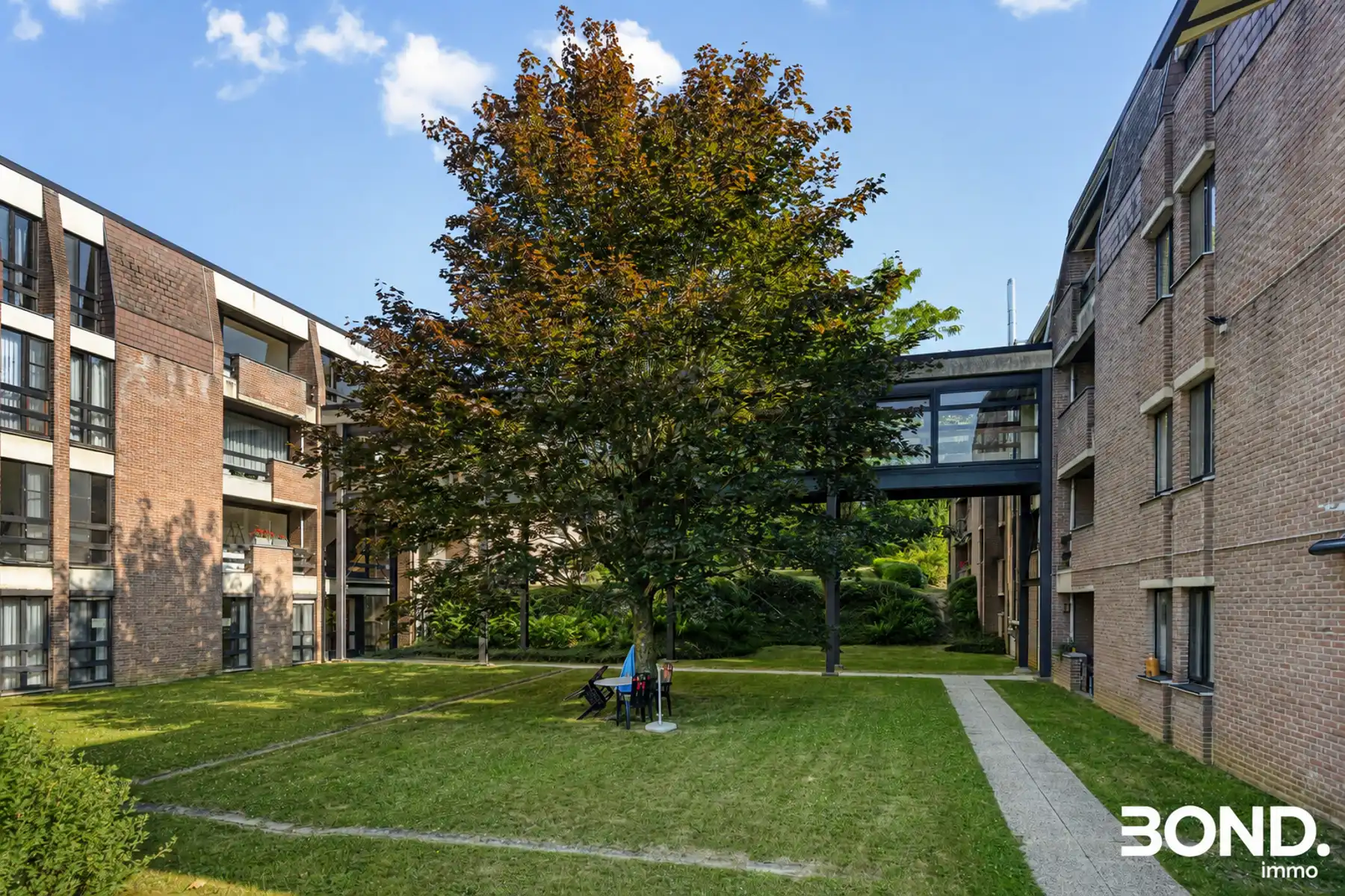 Gerenoveerde serviceflat in een rustige en groene omgeving foto 21