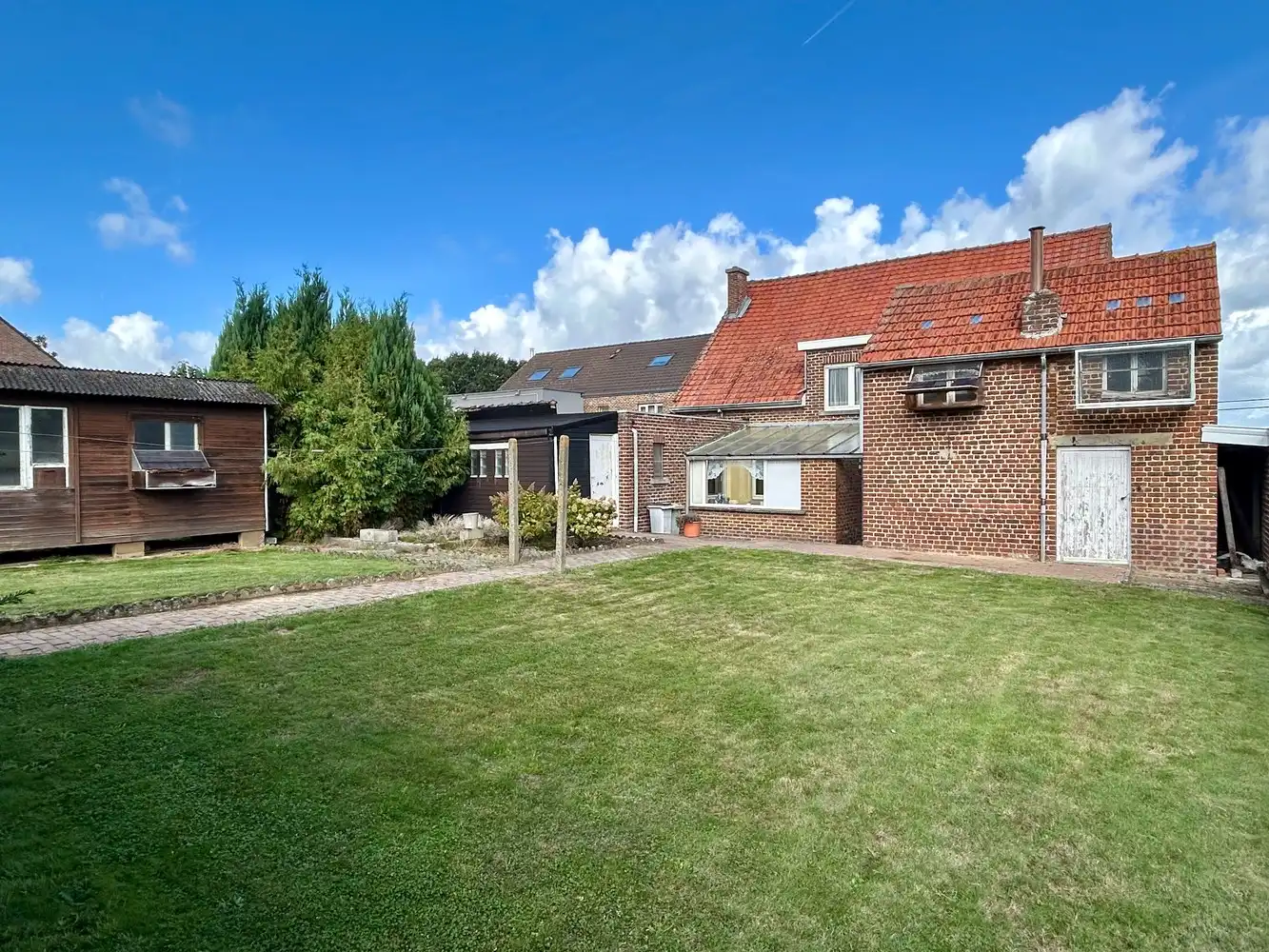 Authentieke woning op uitzonderlijk perceel met weide en groen uitzicht foto 19