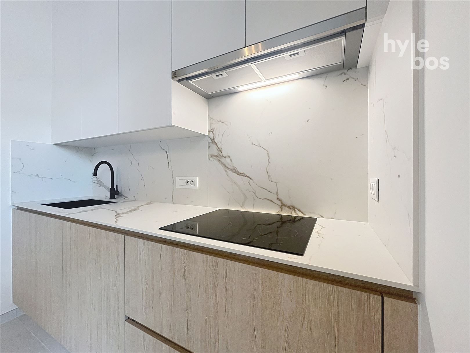 Nieuwbouw appartement met 2 slaapkamers & parking foto 8