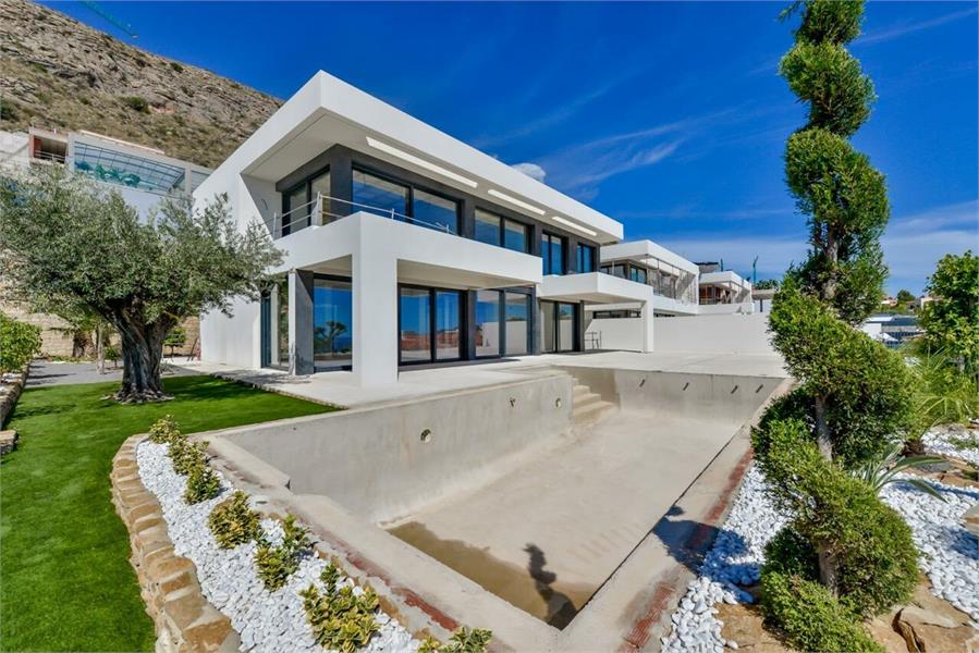 NIEUWBOUW LUXE VILLA IN FINESTRAT MET UITZICHT OP ZEE foto {{pictureIndex}}