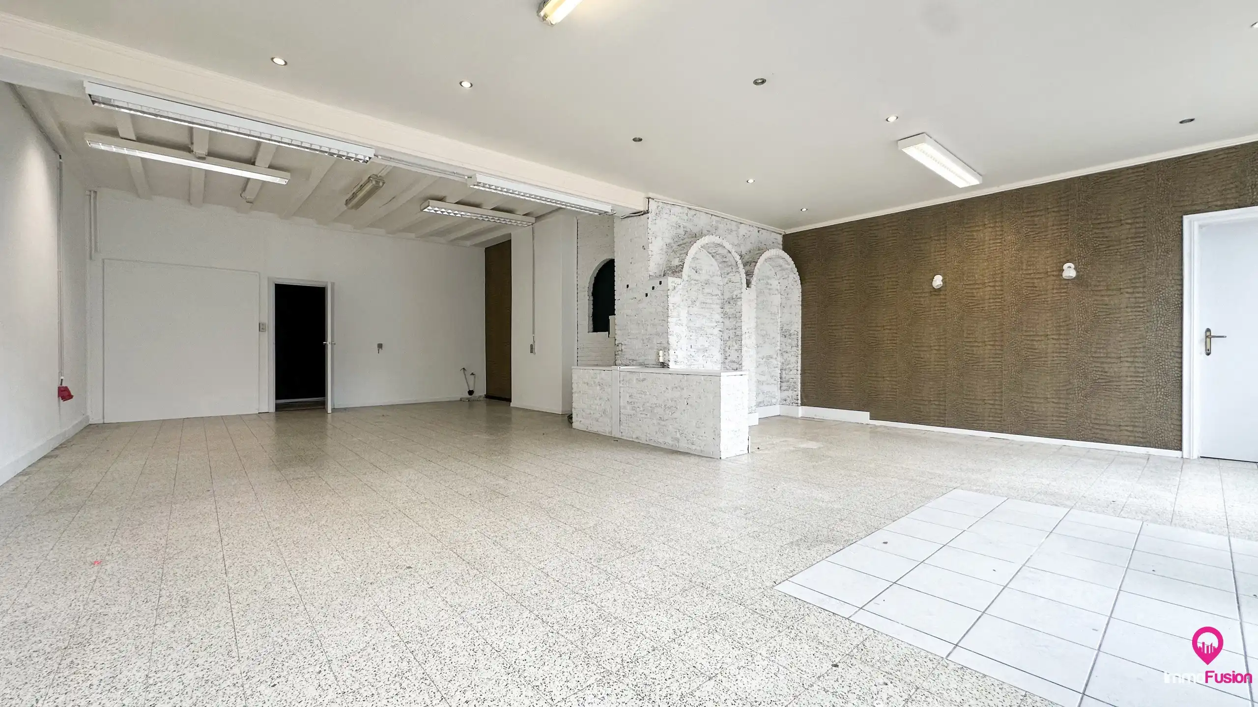 Danszaal 600m² + vergunde woonst in het bruisende Zonhoven! foto 35