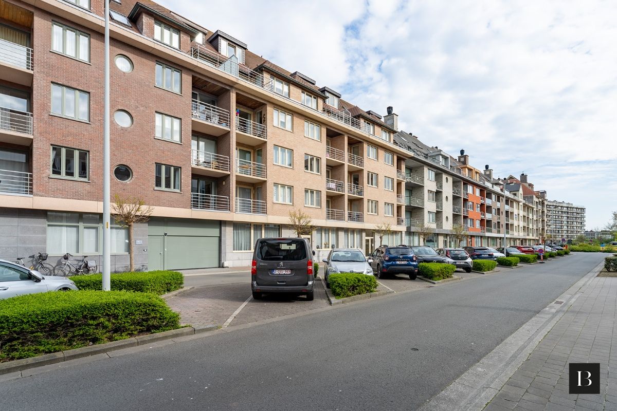 Garagebox in residentie Zeebos foto {{pictureIndex}}