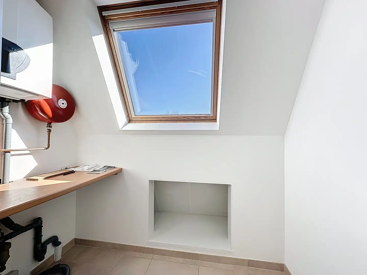 Instapklaar topappartement met royaal zonneterras kortbij zee. foto 11