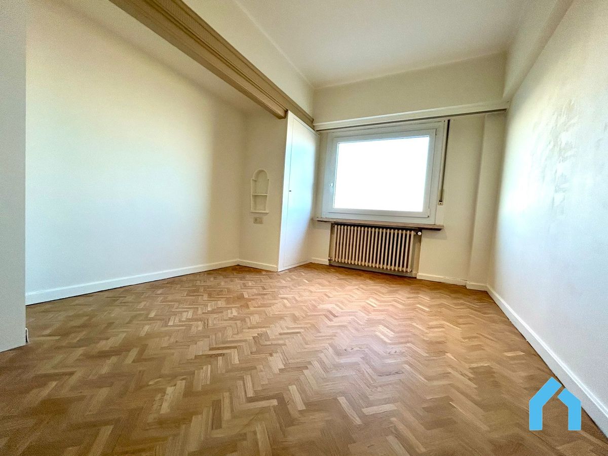 Prachtig 2-slaapkamerappartement met over de volledige breedte een subliem zeezicht foto 10