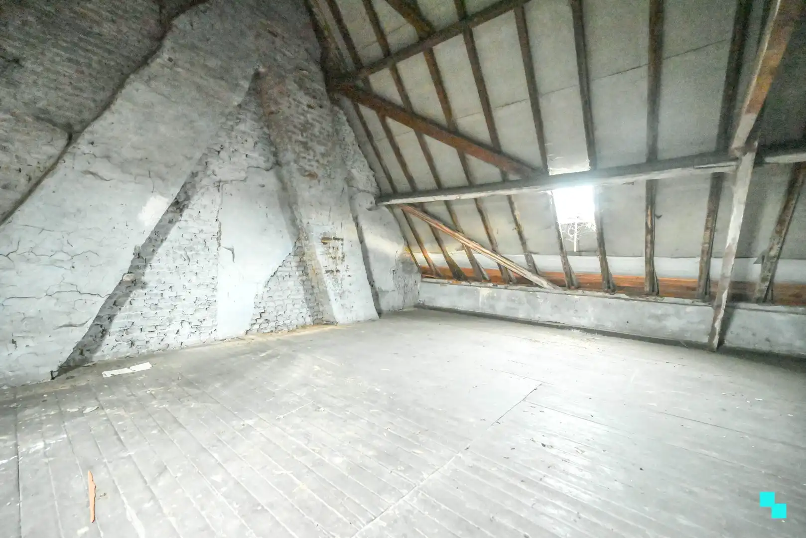 Ruime te renoveren halfopen bebouwing te Bissegem foto 26