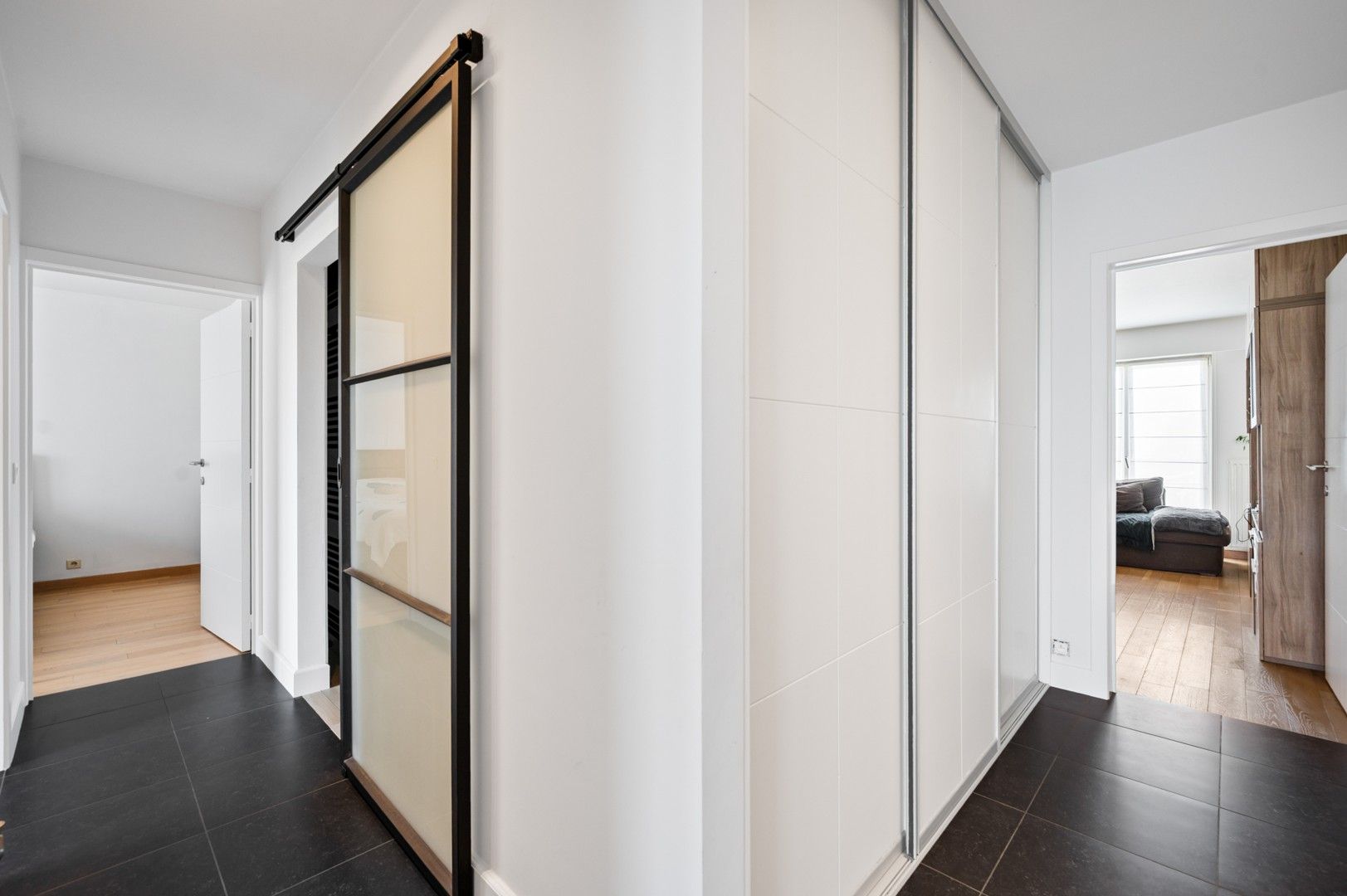 Instapklaar appartement met 3 slaapkamers en terras te Hulshout foto 17