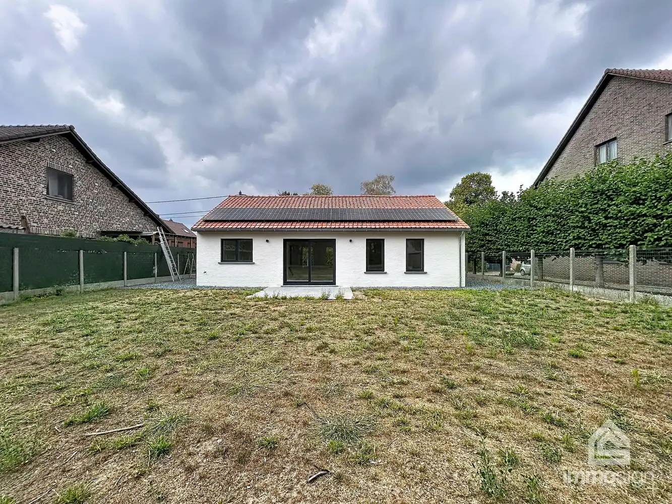 Gerenoveerde gelijkvloerse woning op ruim perceel in Peer! foto 27