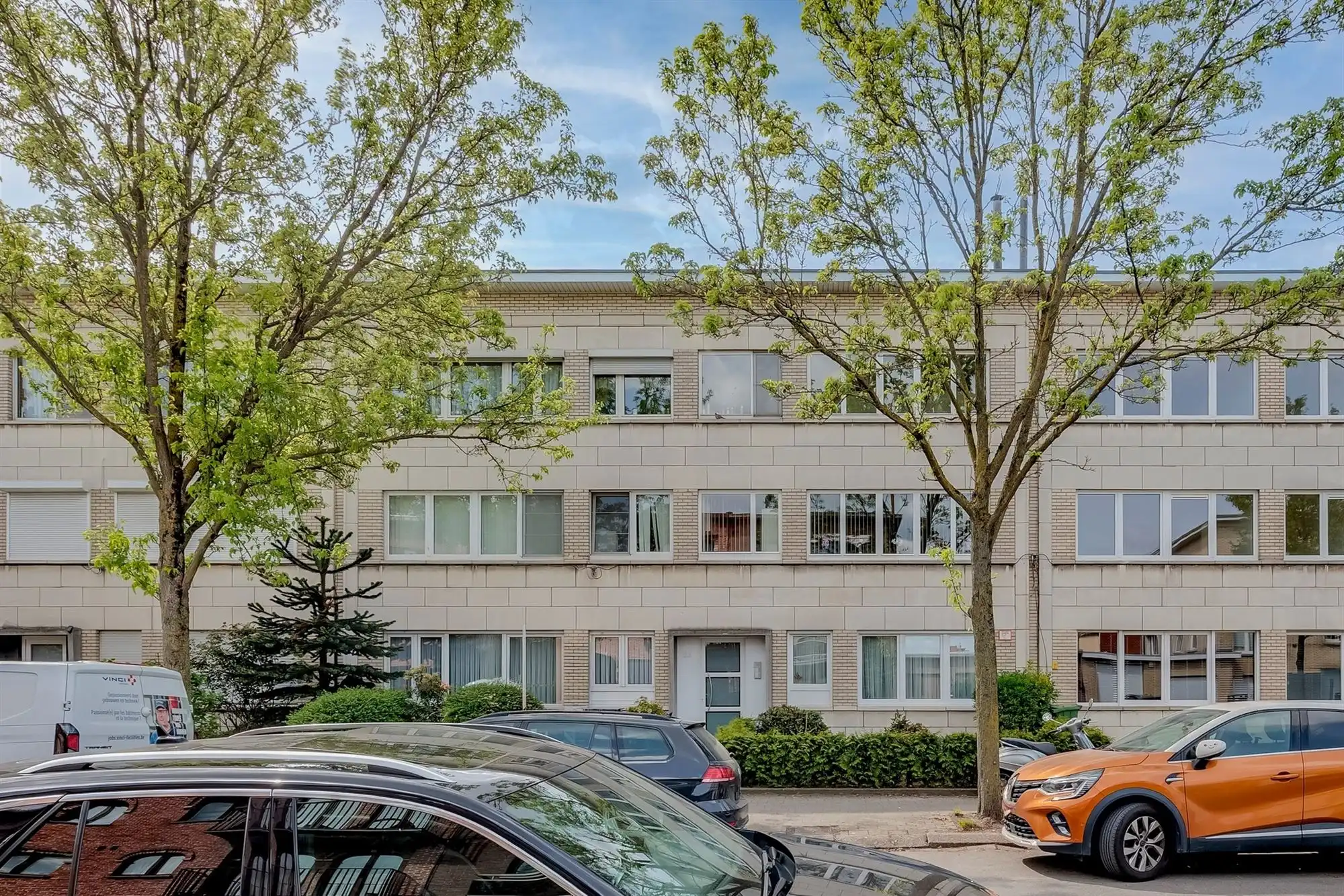 Ruim 2 Slaapkamer Appartement te Merksem foto {{pictureIndex}}