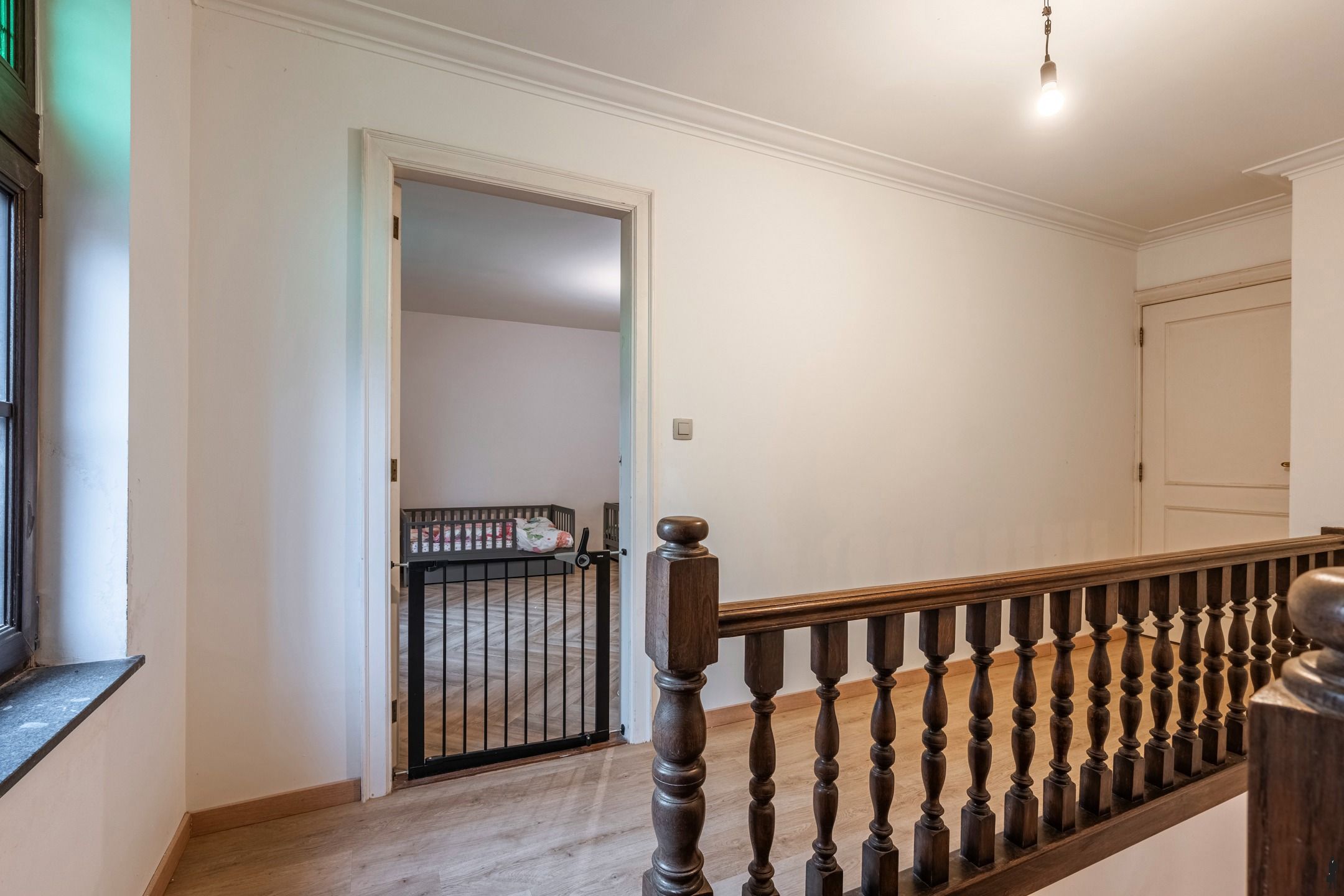 Grotendeels gerenoveerde villa met 4-5 slpk. in centrum Ravels foto 23