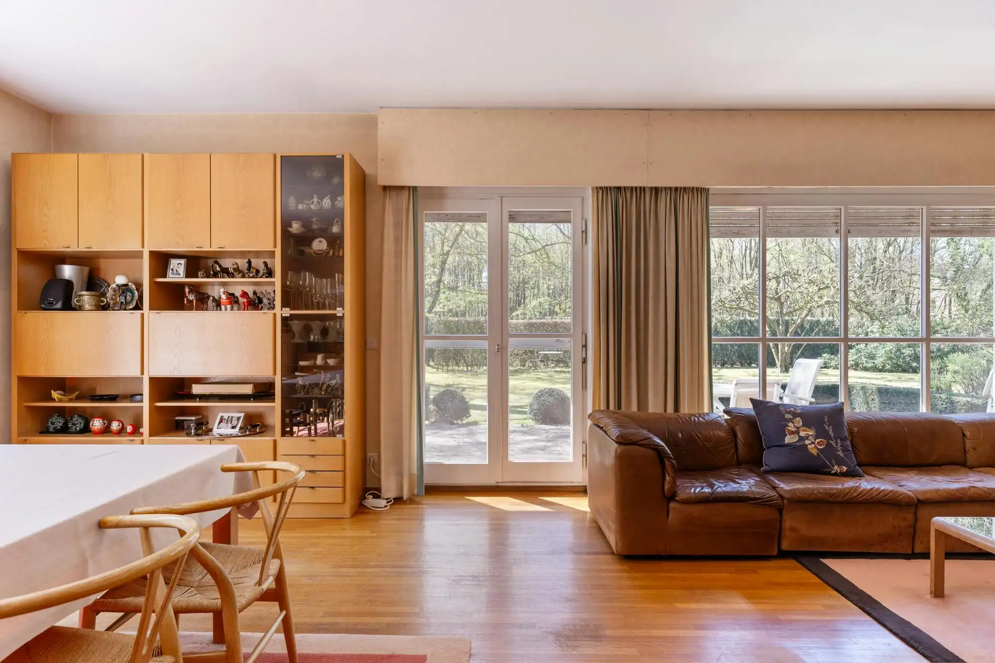 Ruime karaktervolle villa in het Lindenpark te Deurle foto 4
