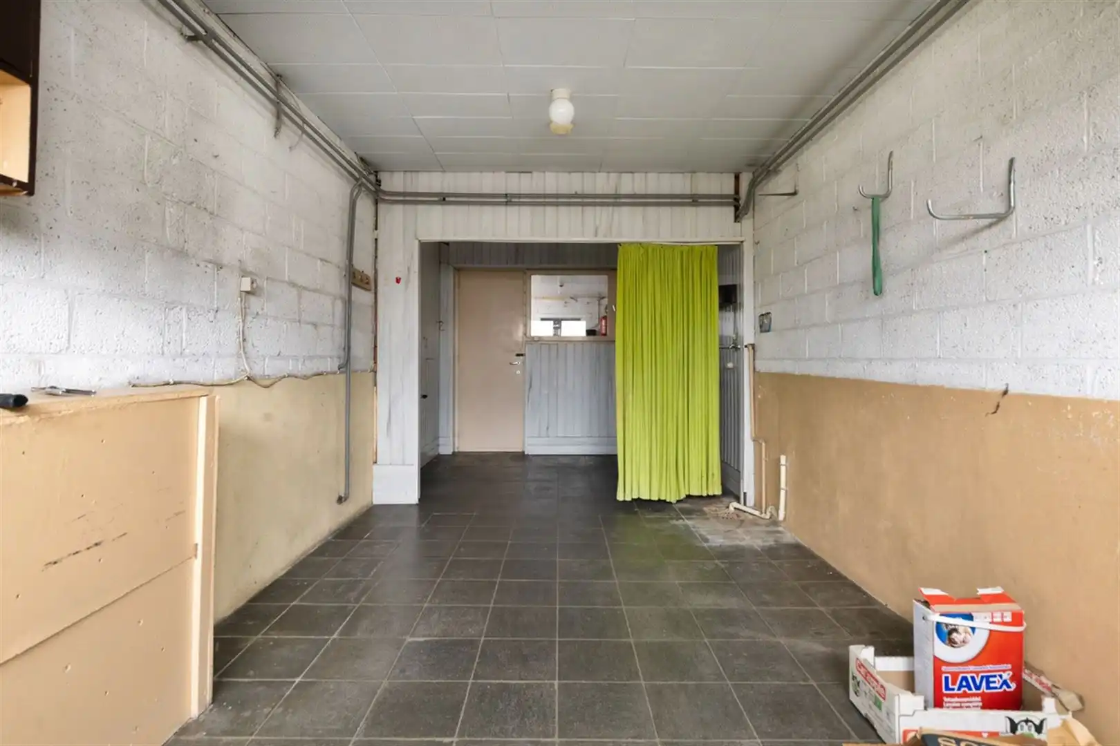 Statige te renoveren woning in deelgemeente Eine foto 18
