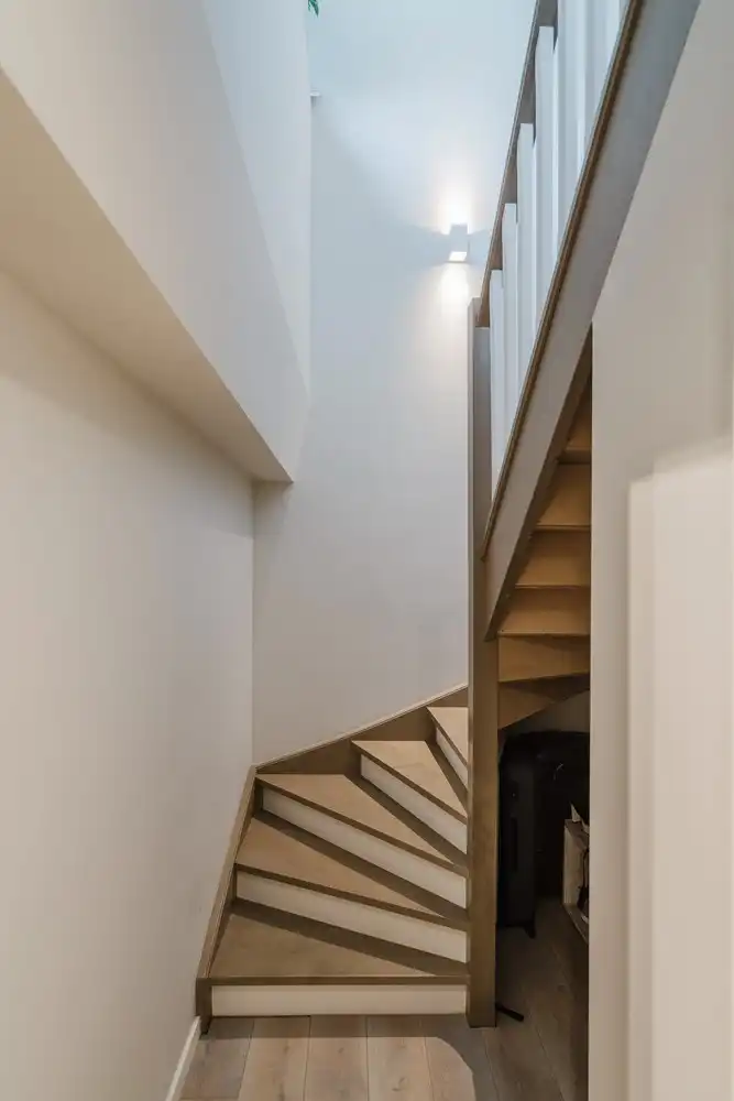 LOFT MET ZWEMBAD EN PRIVATE TUIN foto 9