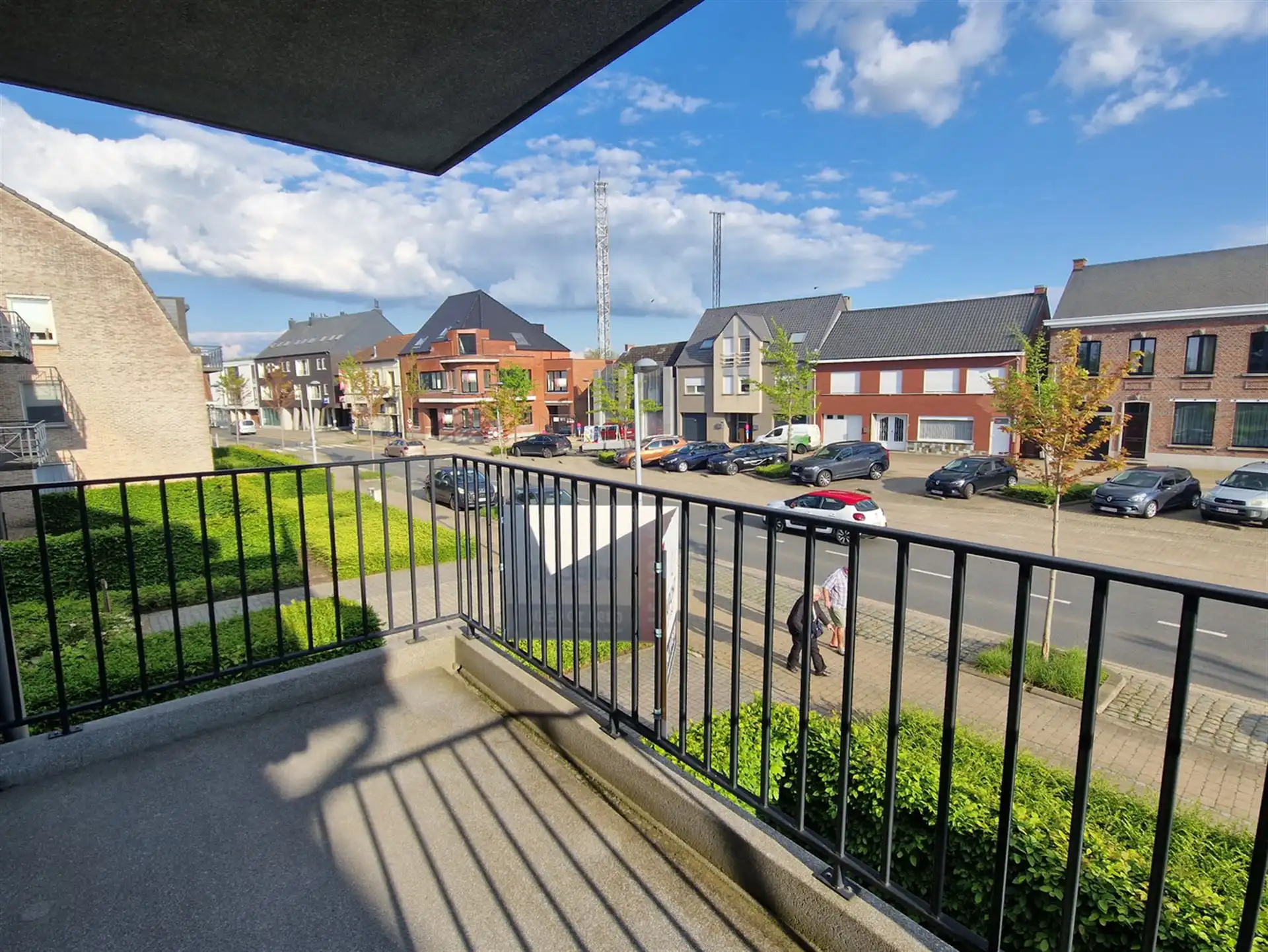 Ruim Appartement met 2 slpk, zuidgericht terras en tuin. Garagebox inclusief. foto 9