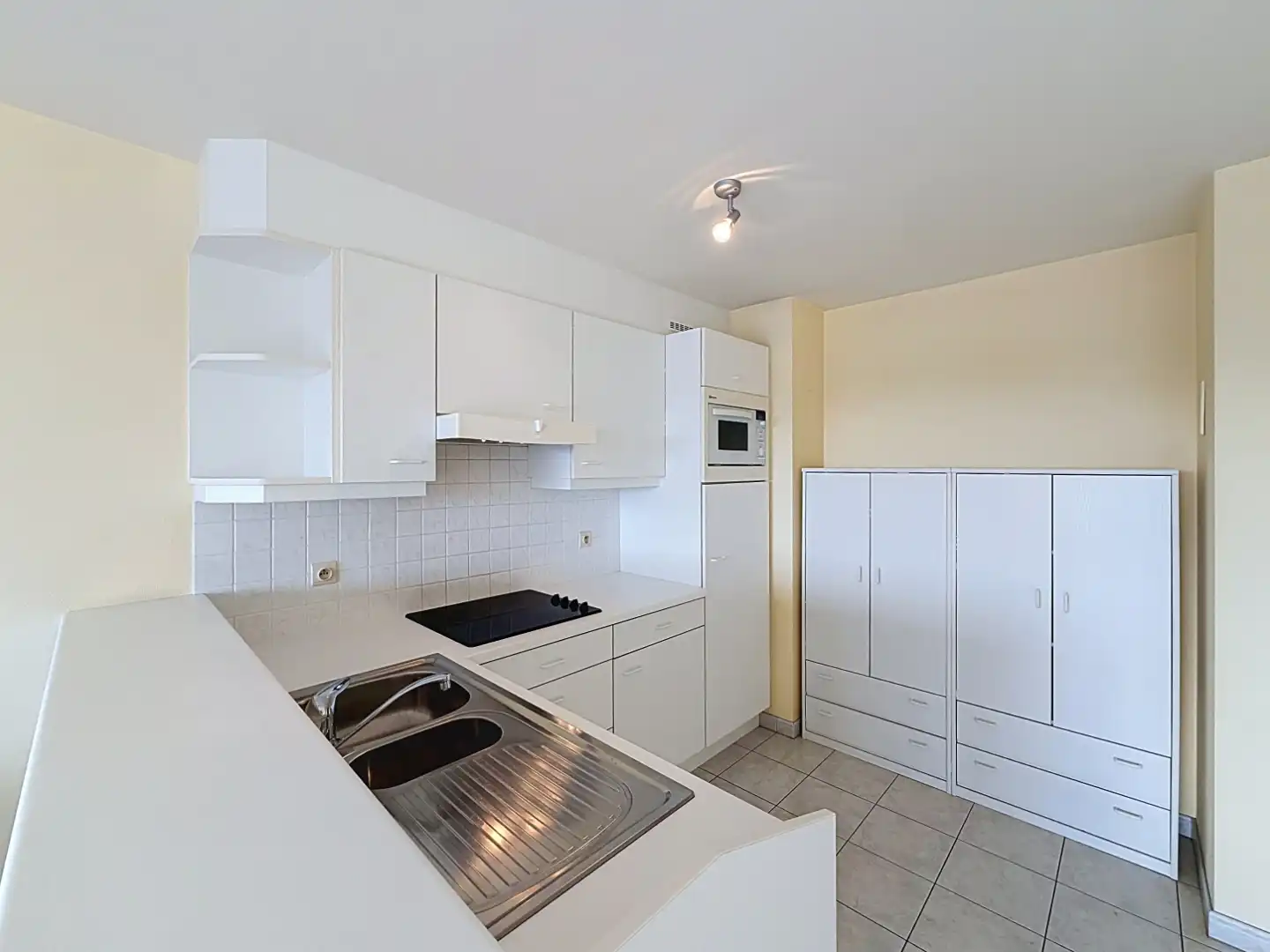 Instapklaar appartement met zongericht terras te Koksijde foto 6