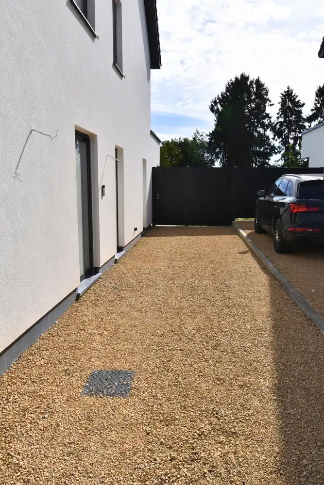Ruime nieuwbouwwoning met 4 slaapkamers, garage en tuin nabij het centrum van Sint-Pieters-Leeuw foto 14