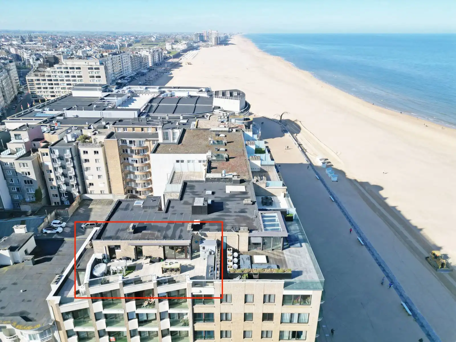 Uitzonderlijk penthouse appartement met leefterras en fantastisch zeezicht foto 2