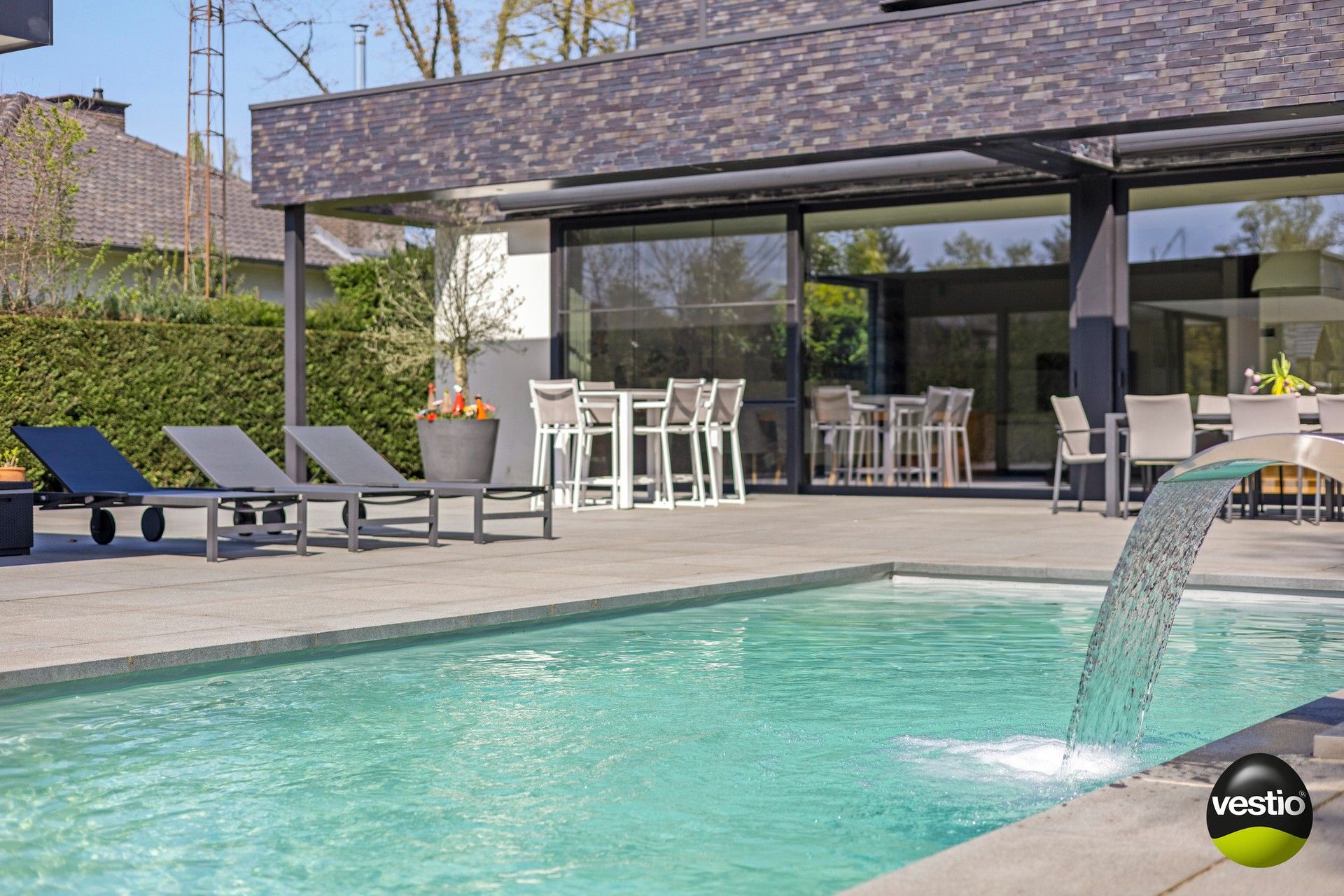 EXCLUSIEVE VILLA MET 3 SLAAPKAMERS, 2 BADKAMERS, BUREEL EN ZWEMBAD TE KOOP IN HASSELT foto 33