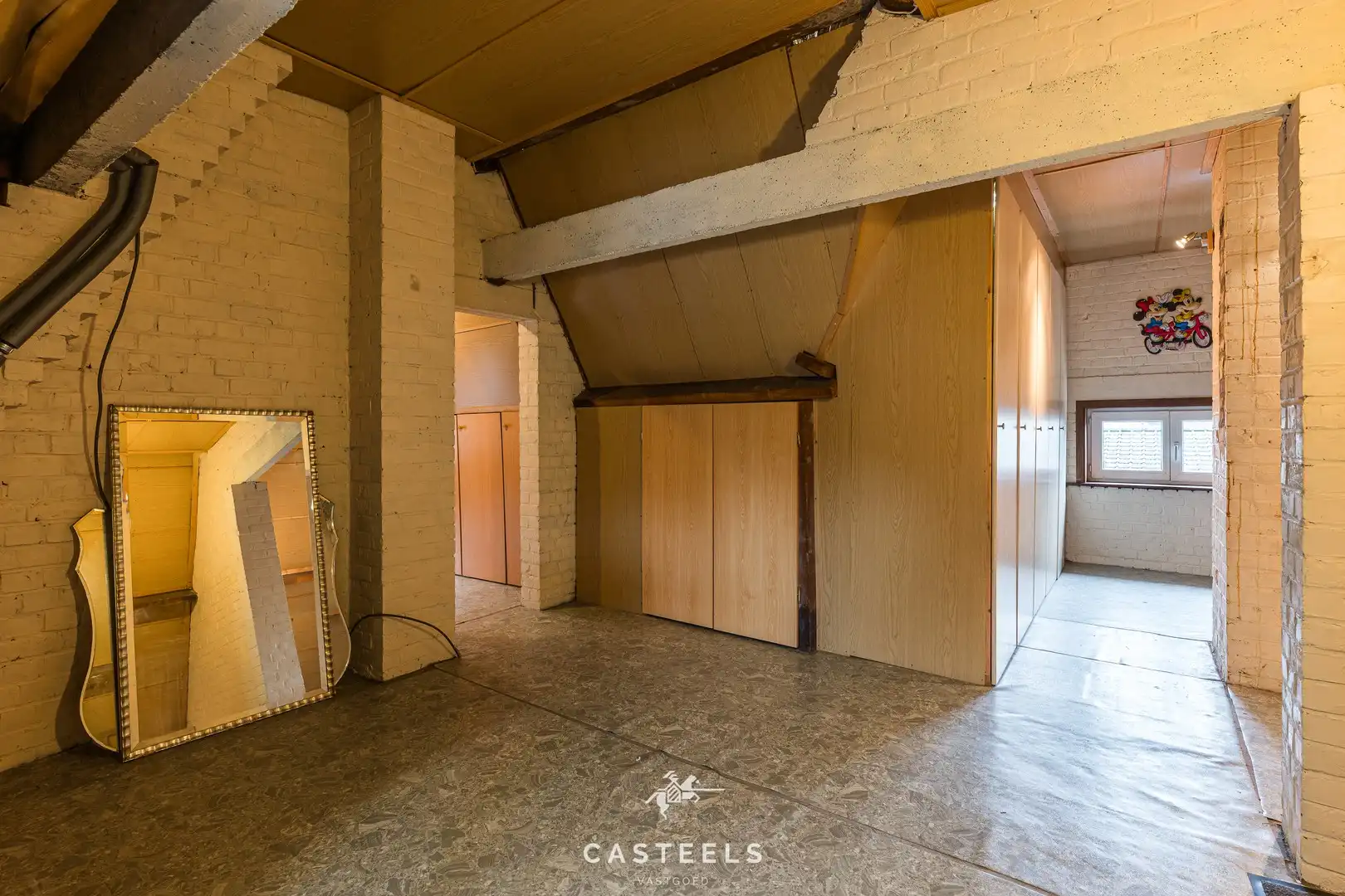 Ruime gezinswoning met zonnige tuin te koop in Lokeren foto 25