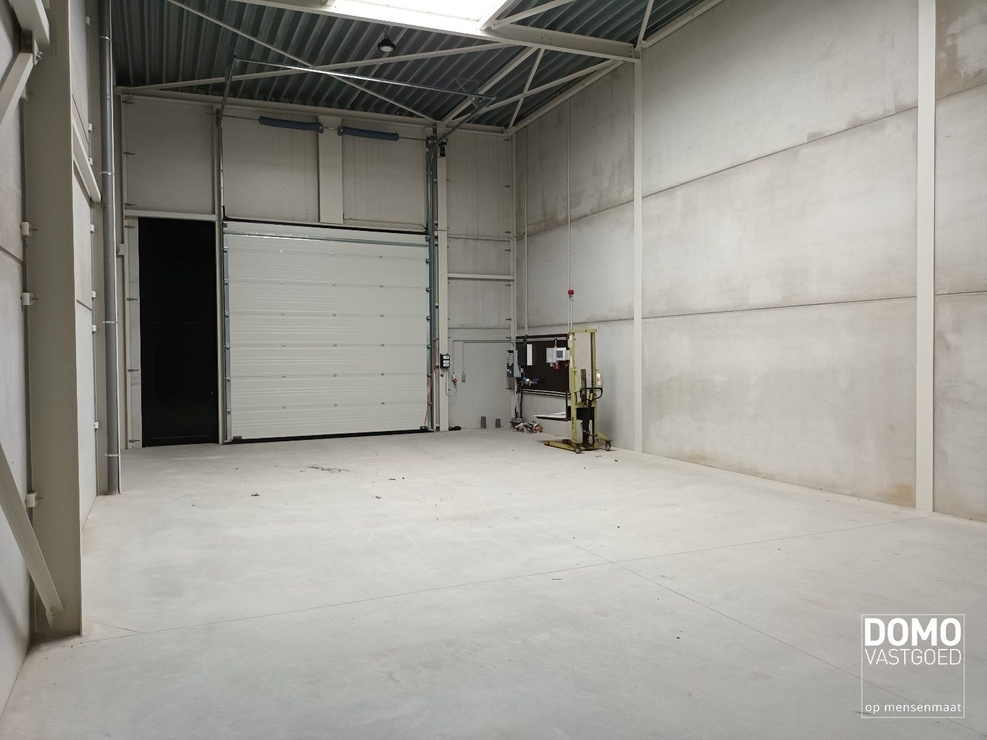 Centraal gelegen KMO-unit langs de grote ring van Hasselt foto 3