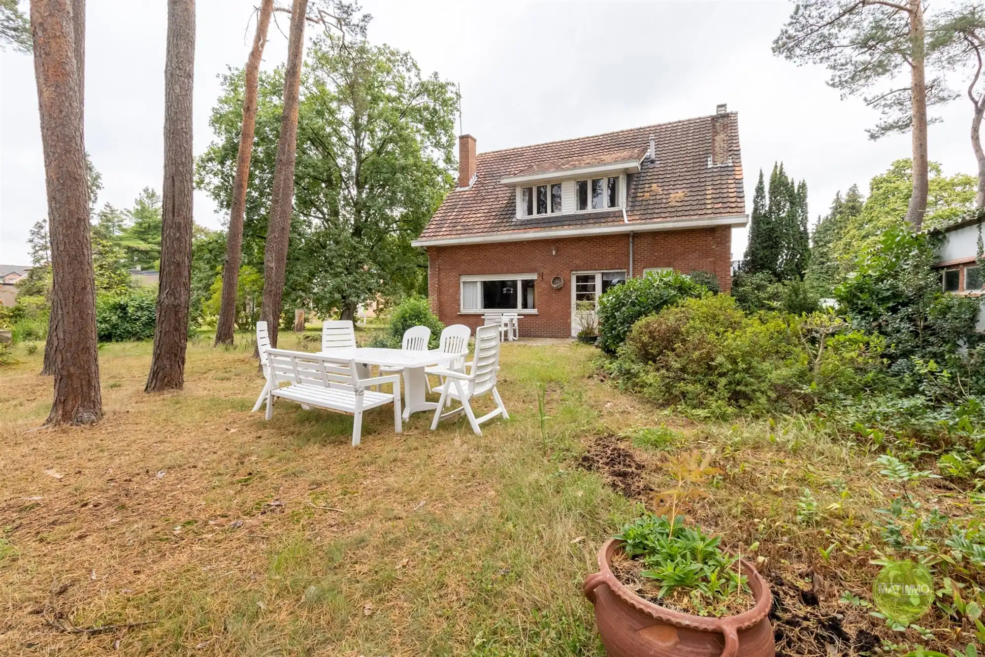 Vrijstaande woning op royaal perceel met bos in Mol-Sluis foto 22